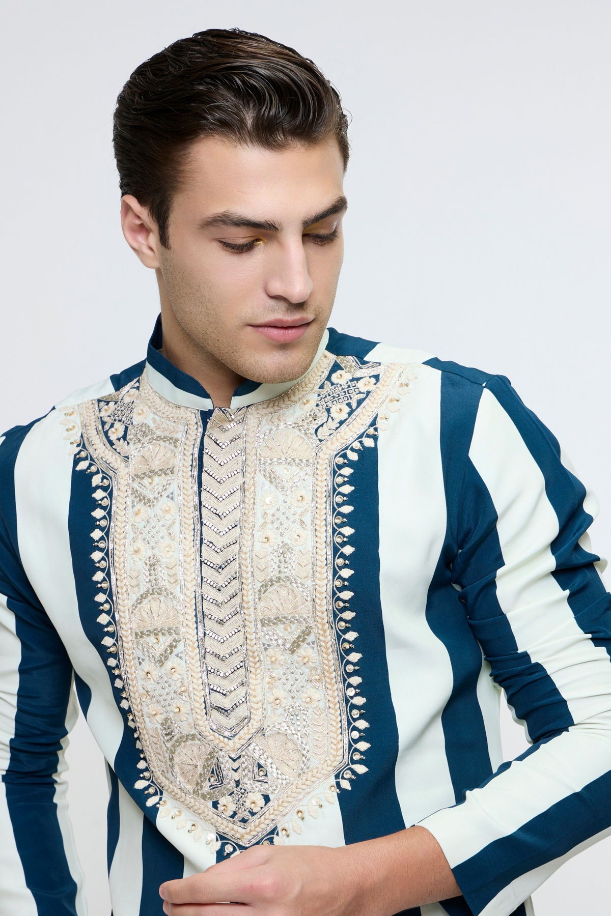 Nayab Stripe Kurta Set