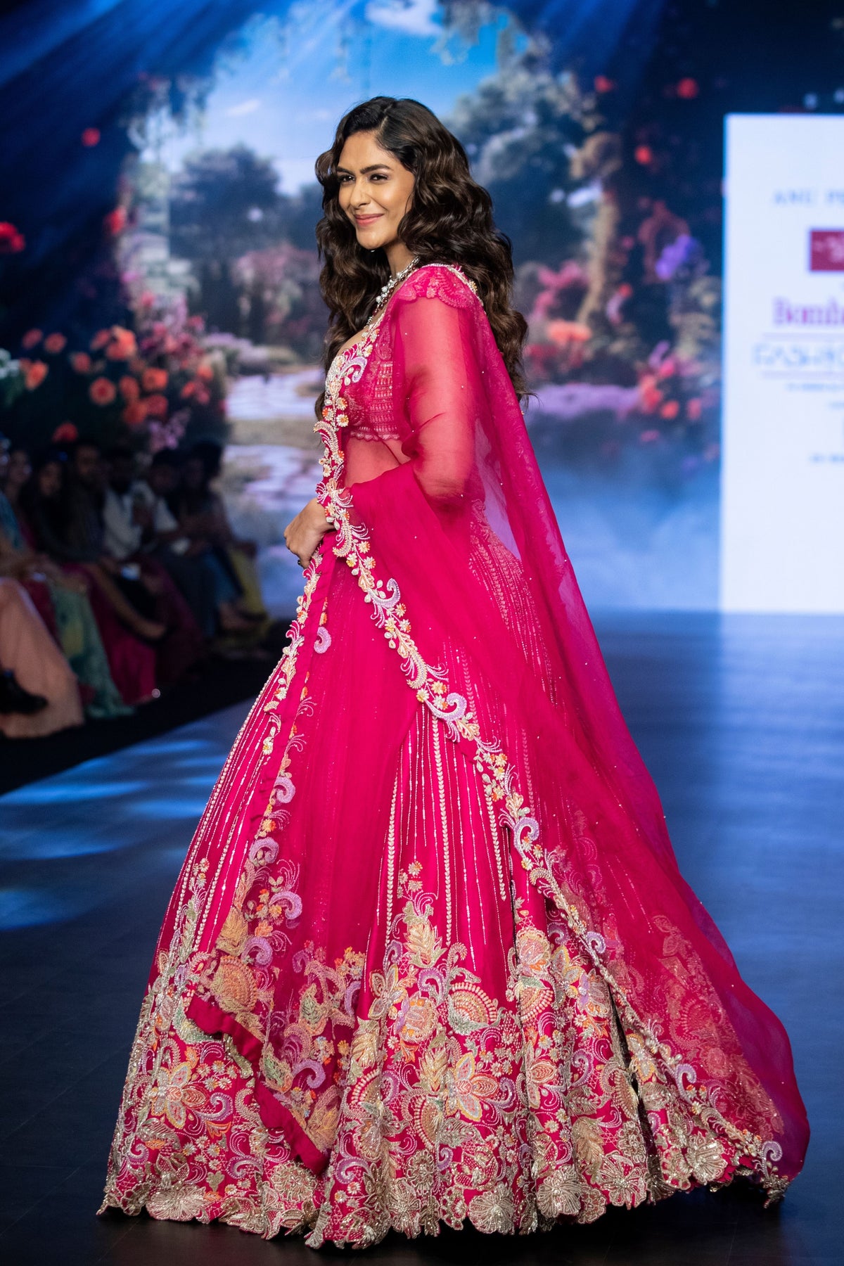 Raha Lehenga Set