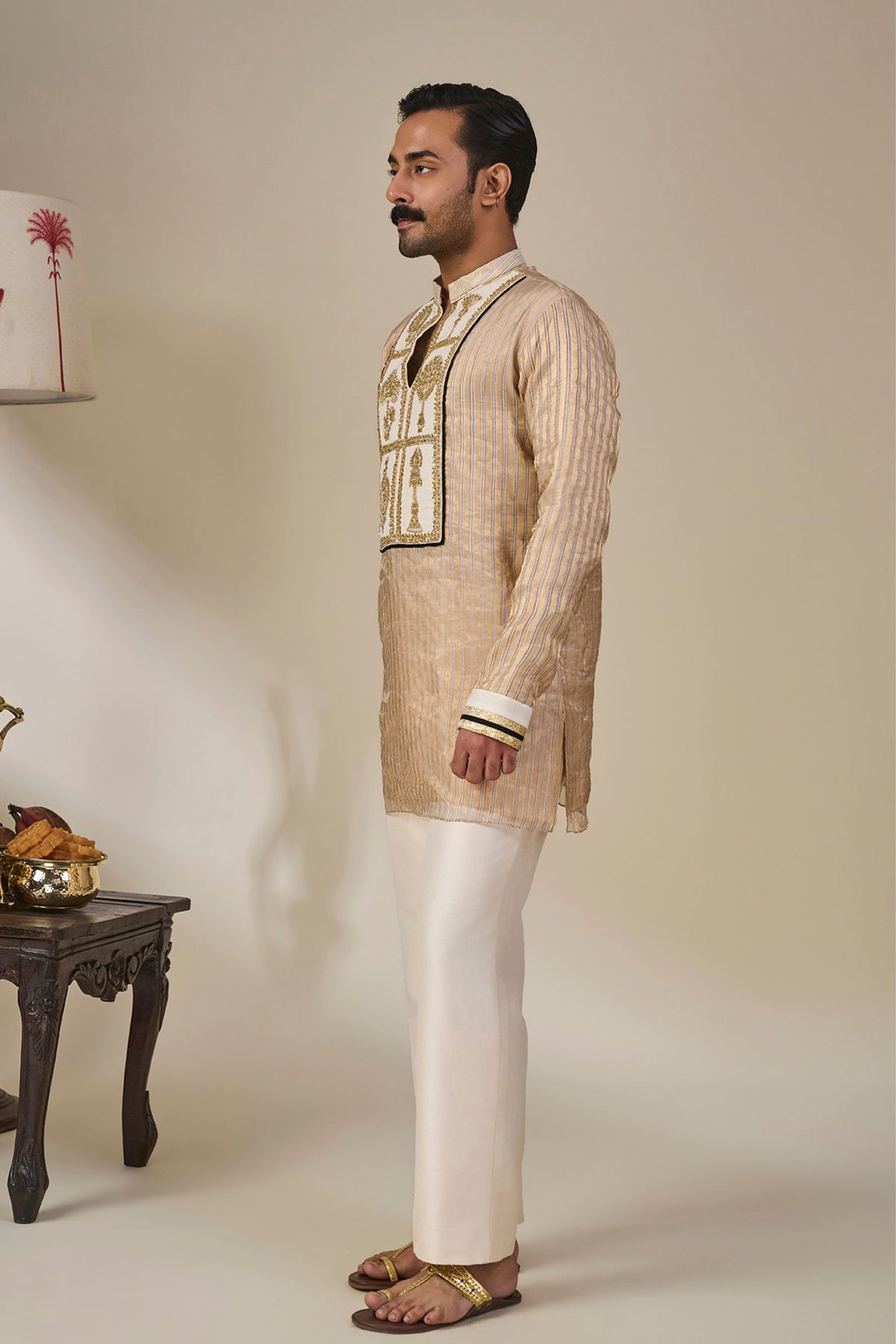 Ivory Kochi Conch Kurta