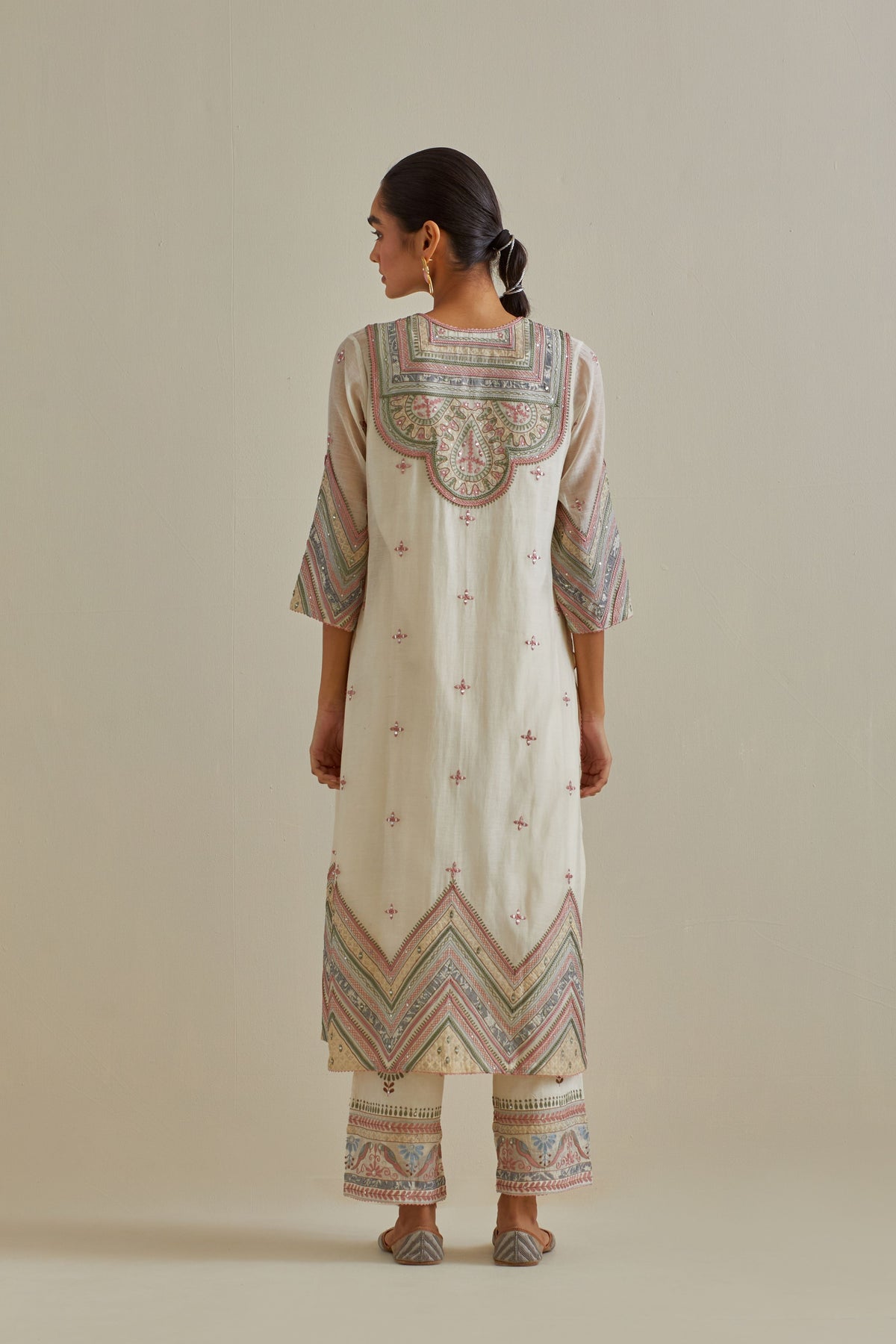 Pink Thread Embroidered Kurta Set