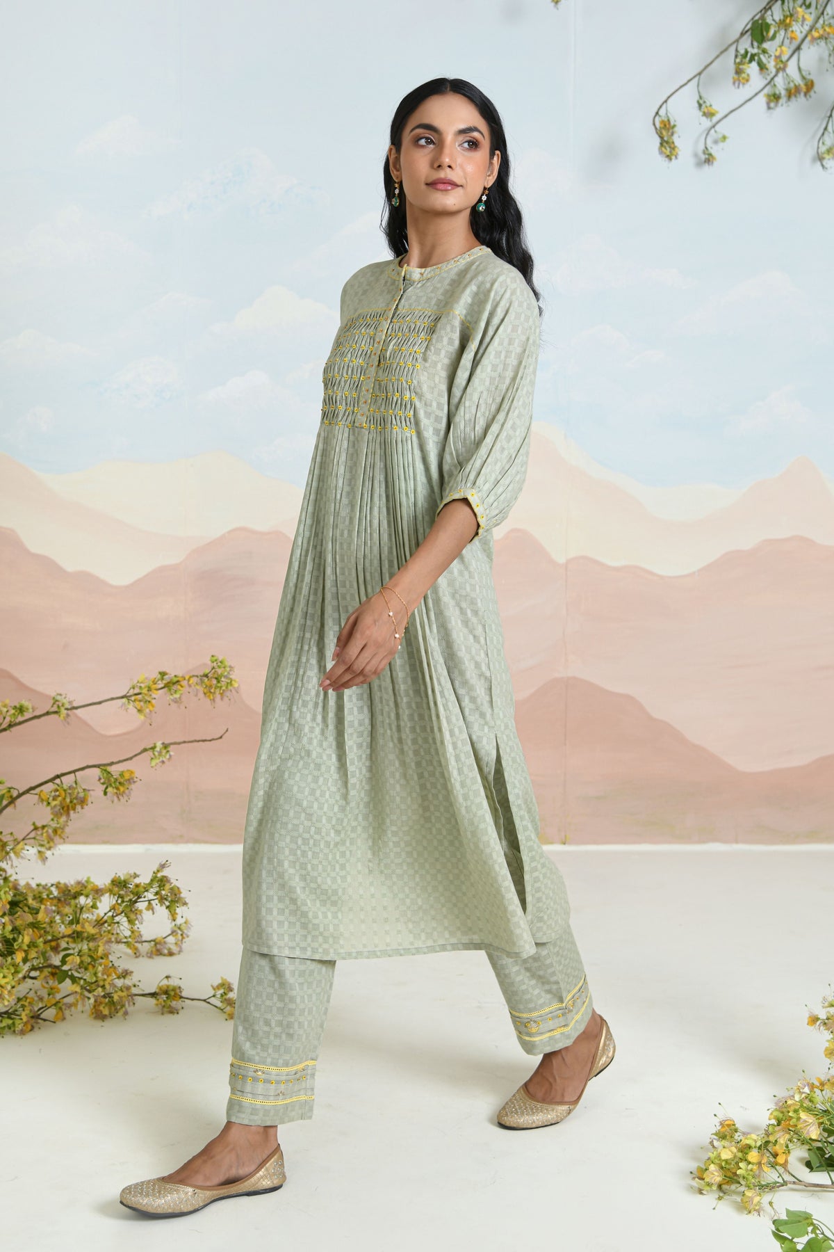 Fiora Kurta