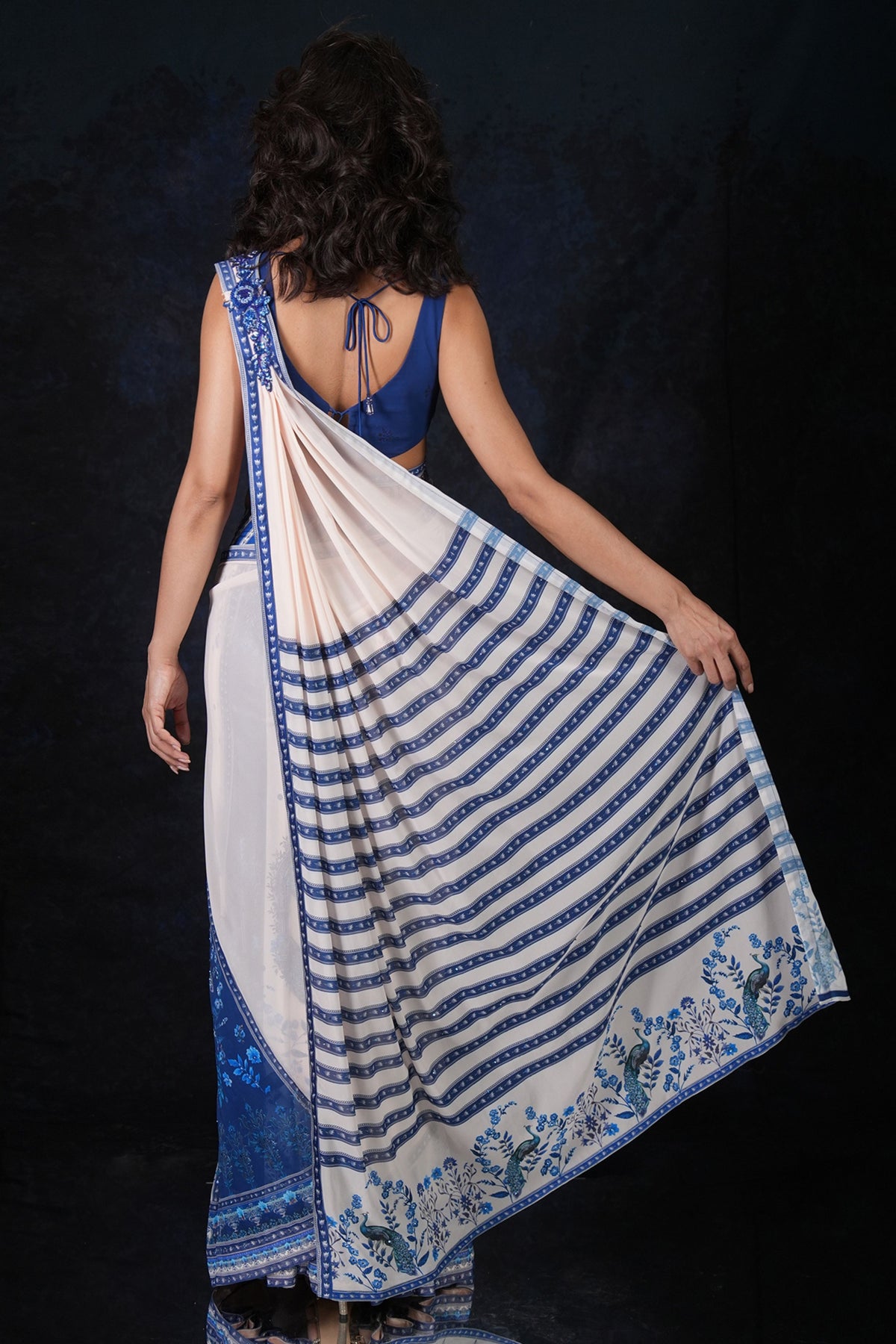 Neel Mahal Ivory Sari