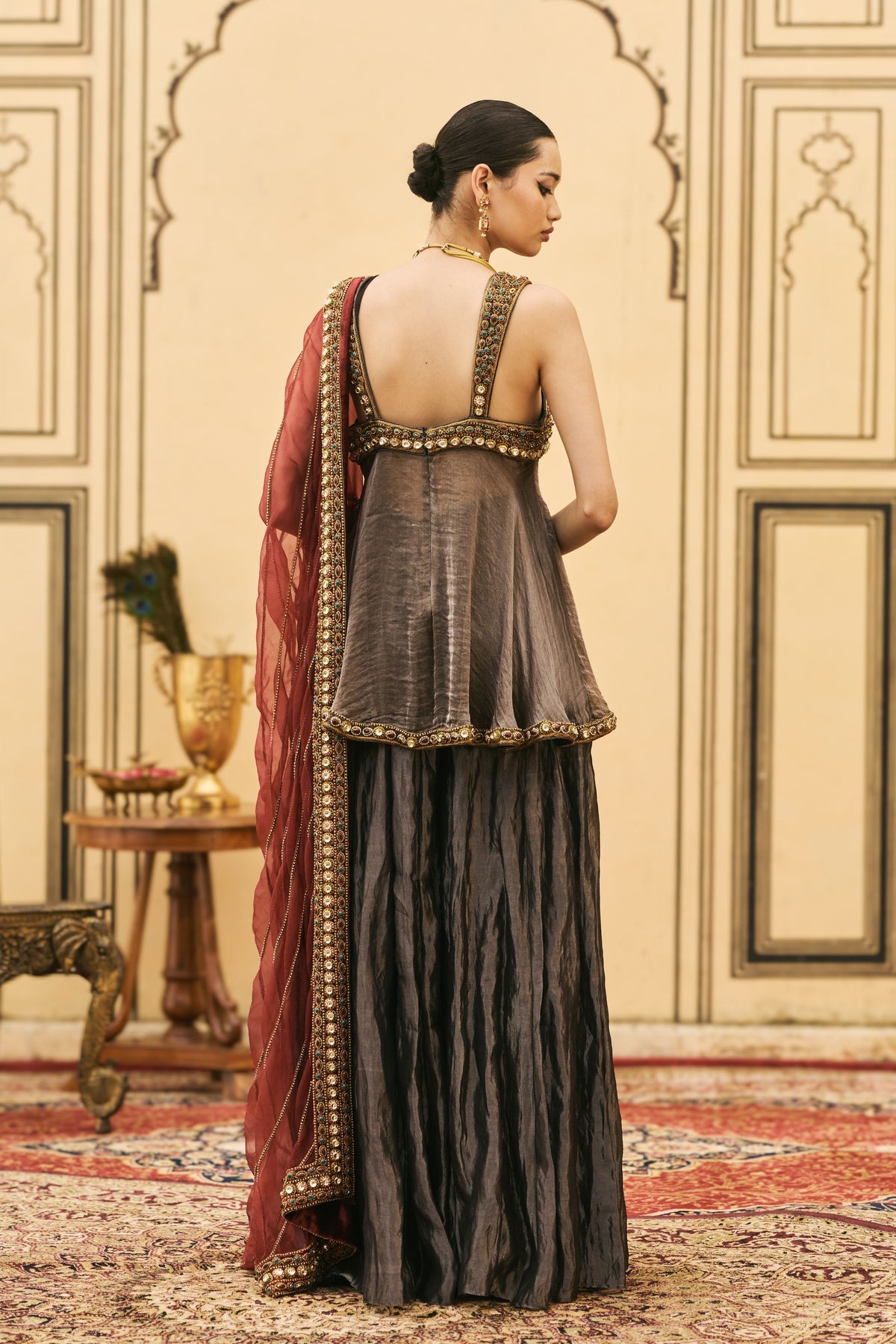 Neel Sharara Set
