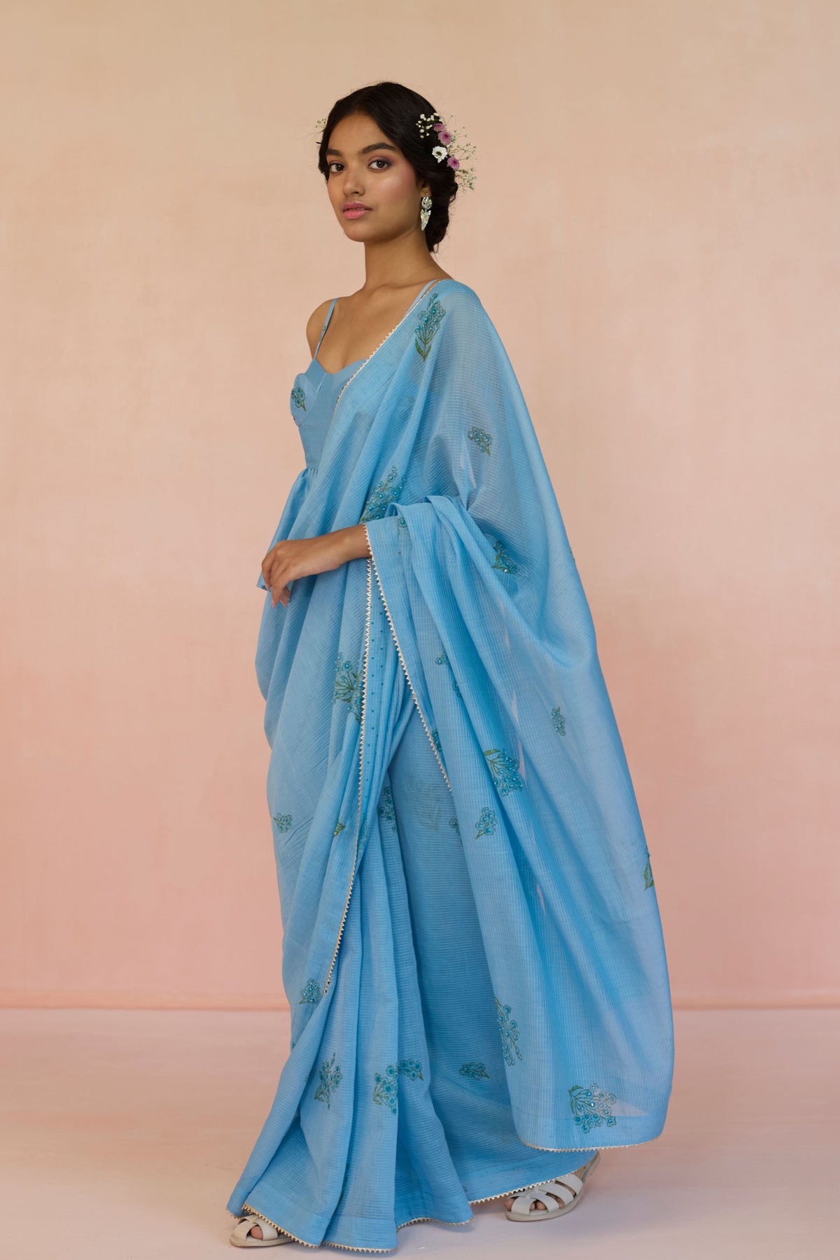 Neela Silk Saree