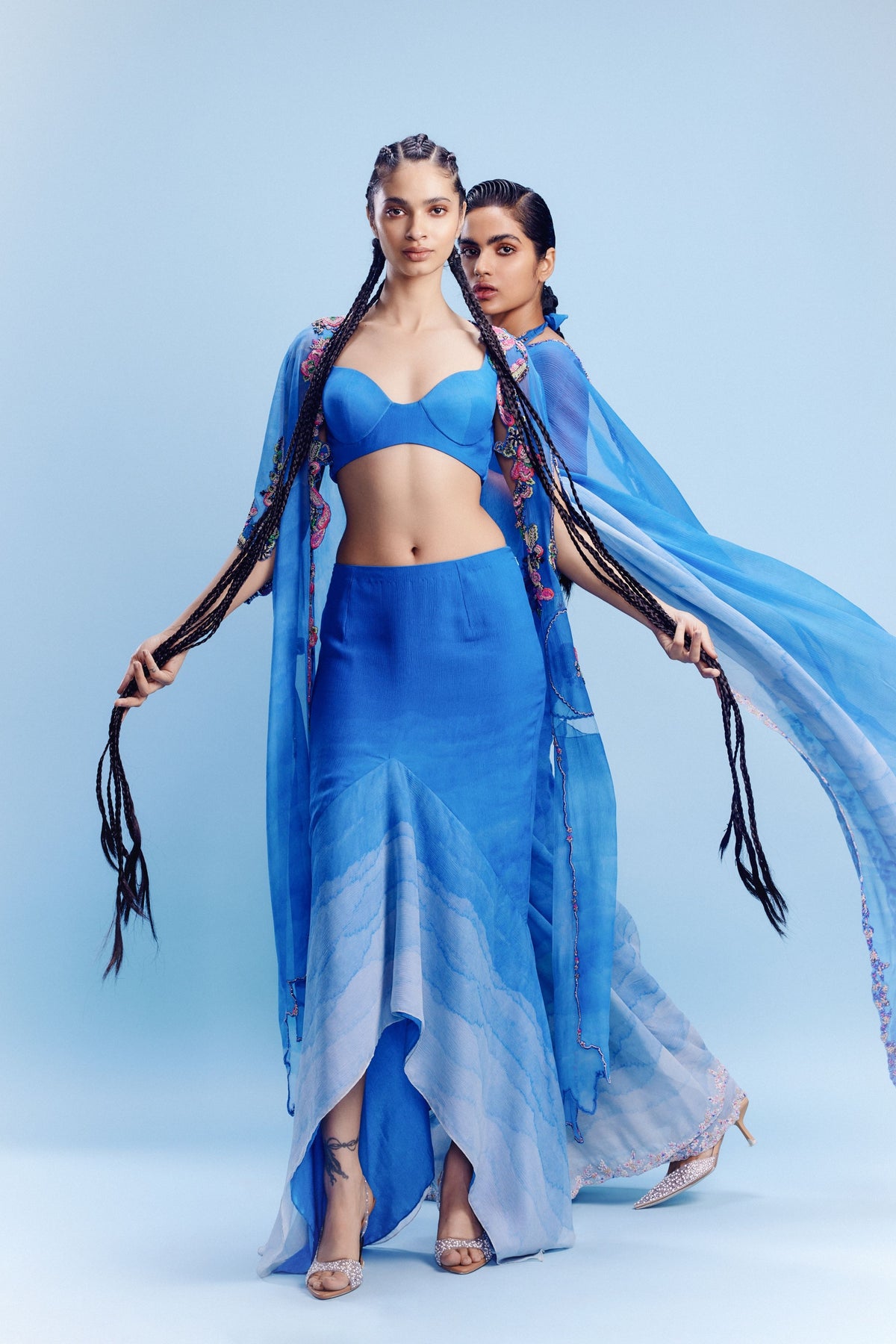Zerya Cornflower Blue Cape Set