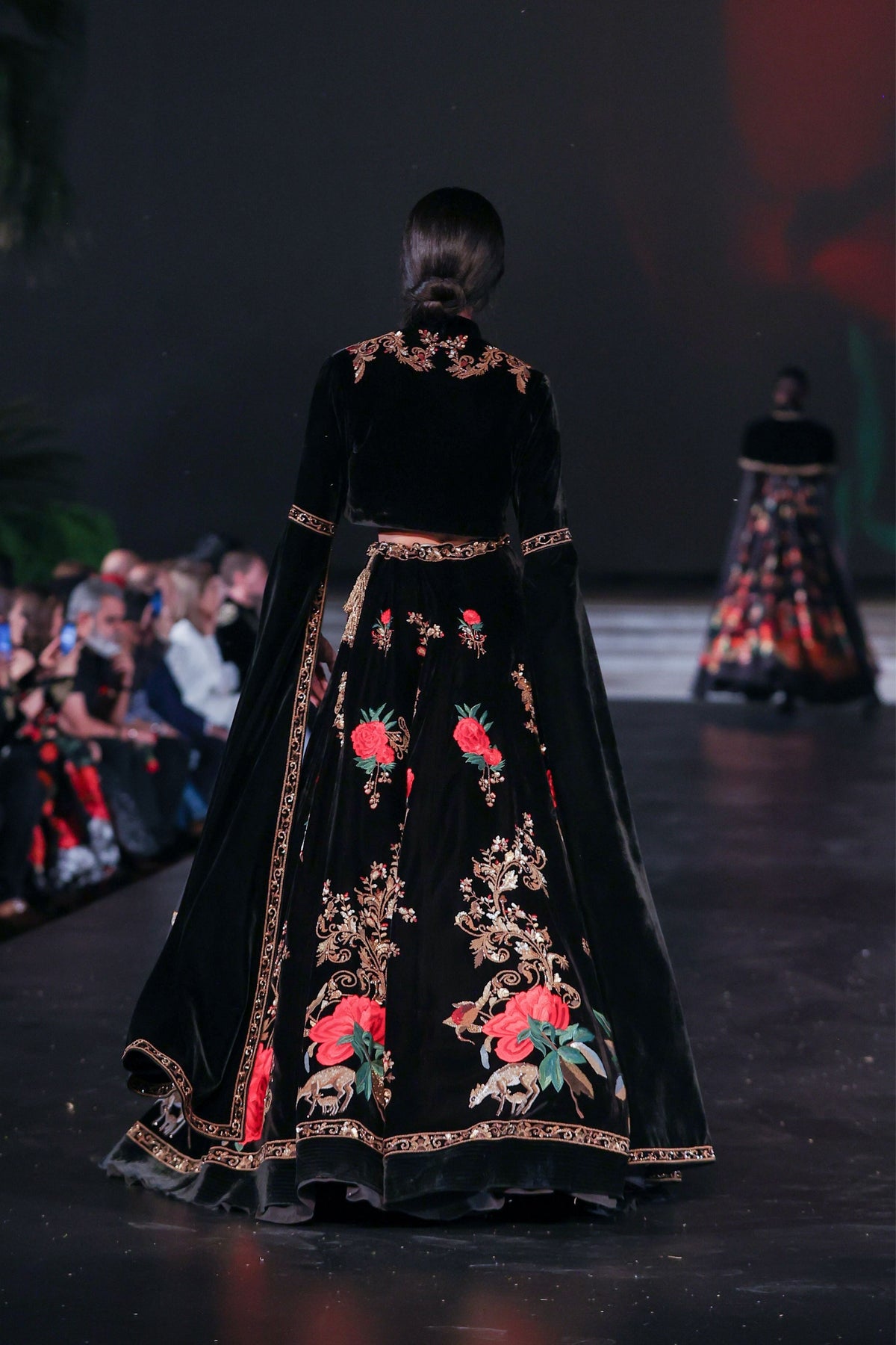 Velvet Embroidered Short Jacket Set