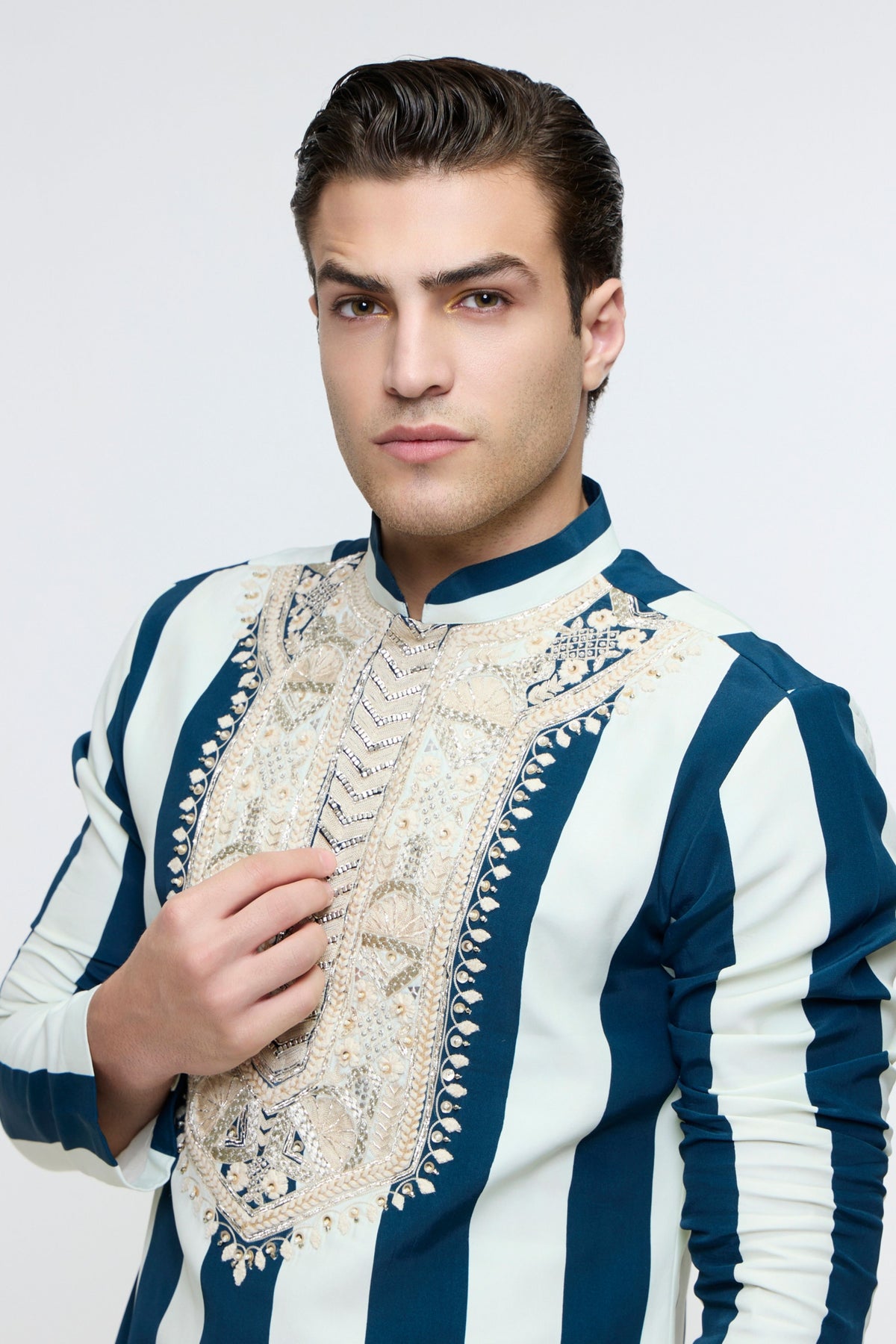 Nayab Stripe Kurta Set