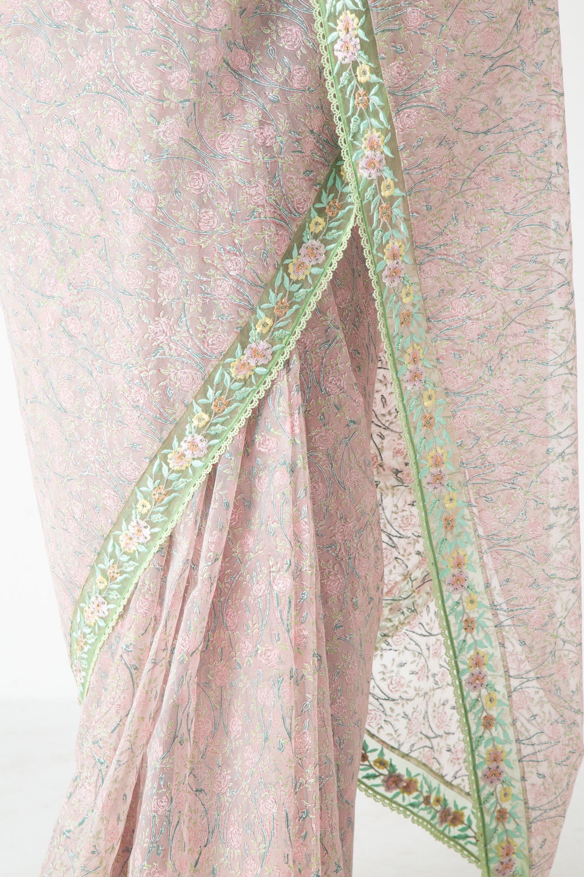 Izel Saree Set