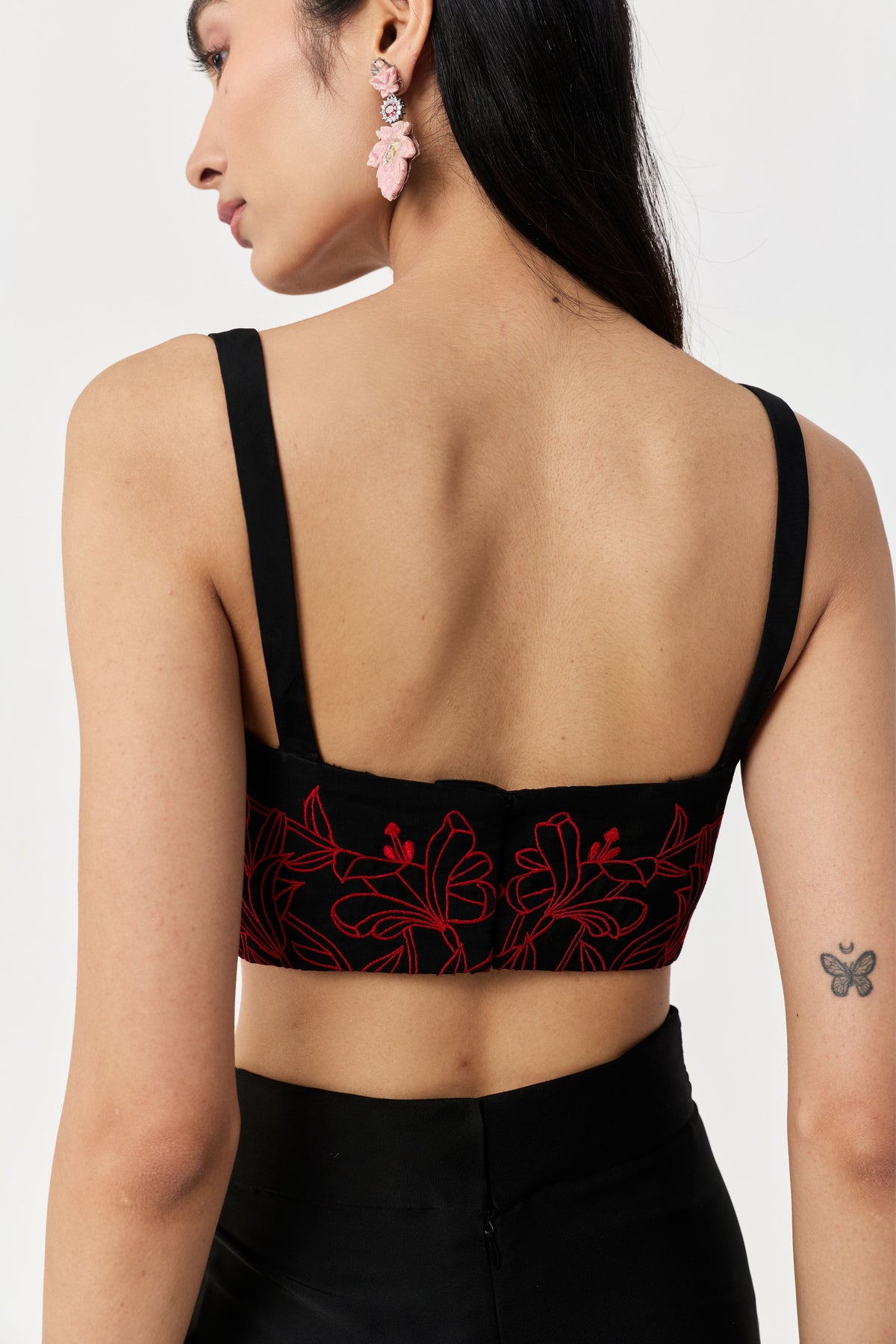Wild Lily Black Red Cape Set