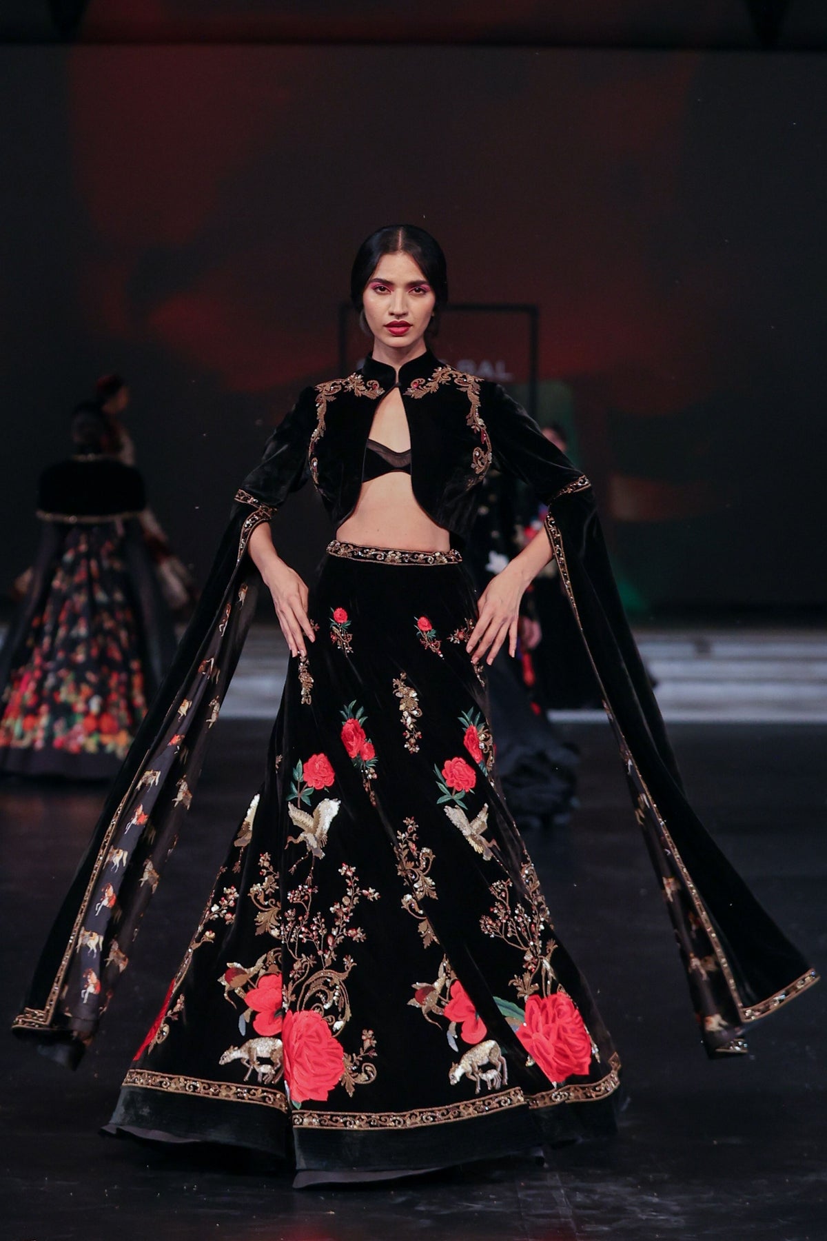 Velvet Embroidered Short Jacket Set