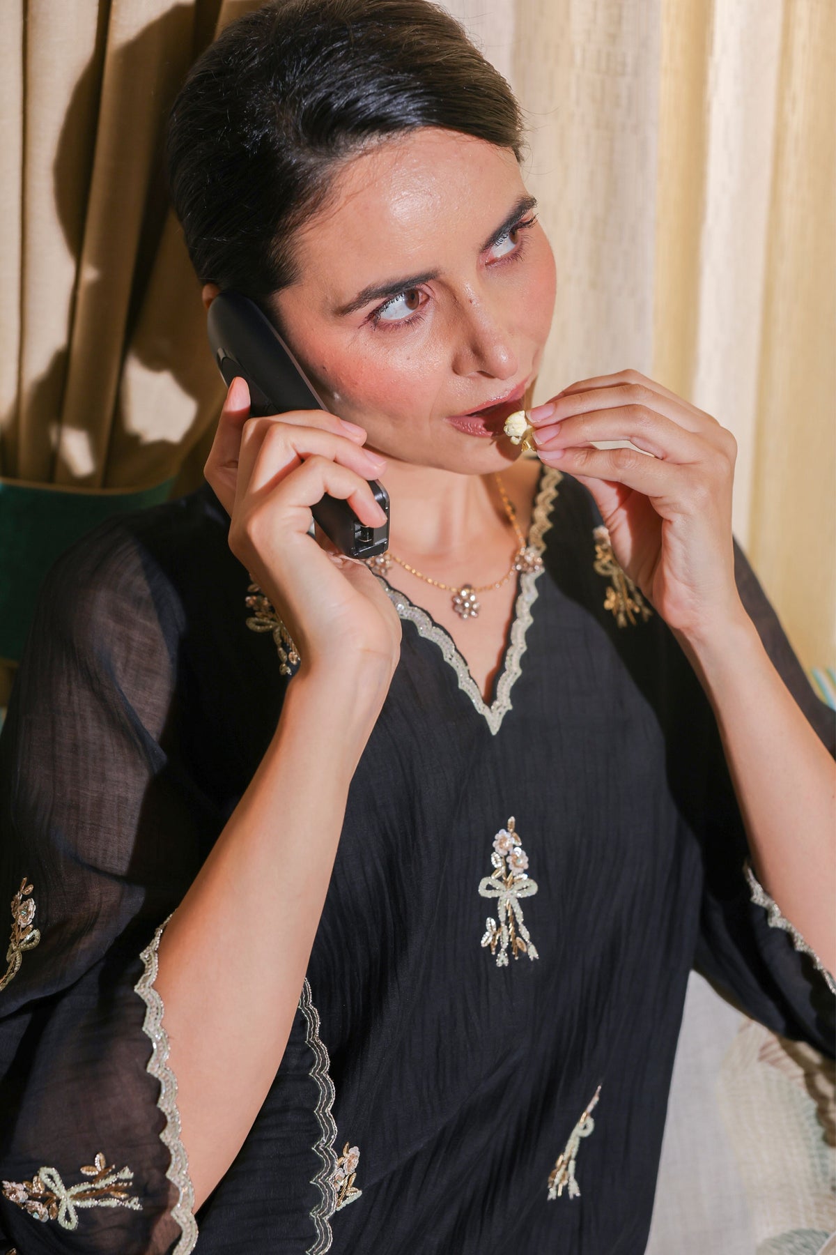 Bell Bow Black Tunic Set