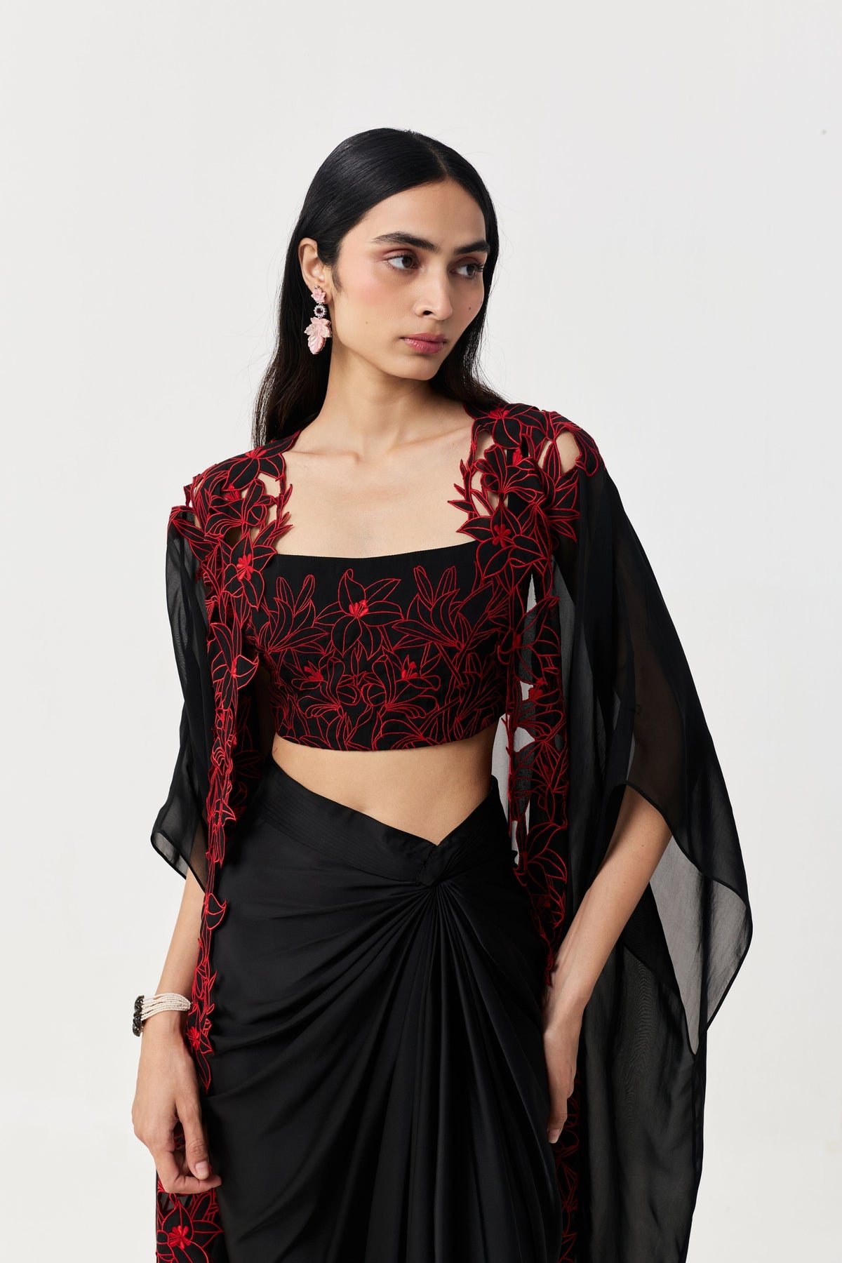 Wild Lily Black Red Cape Set