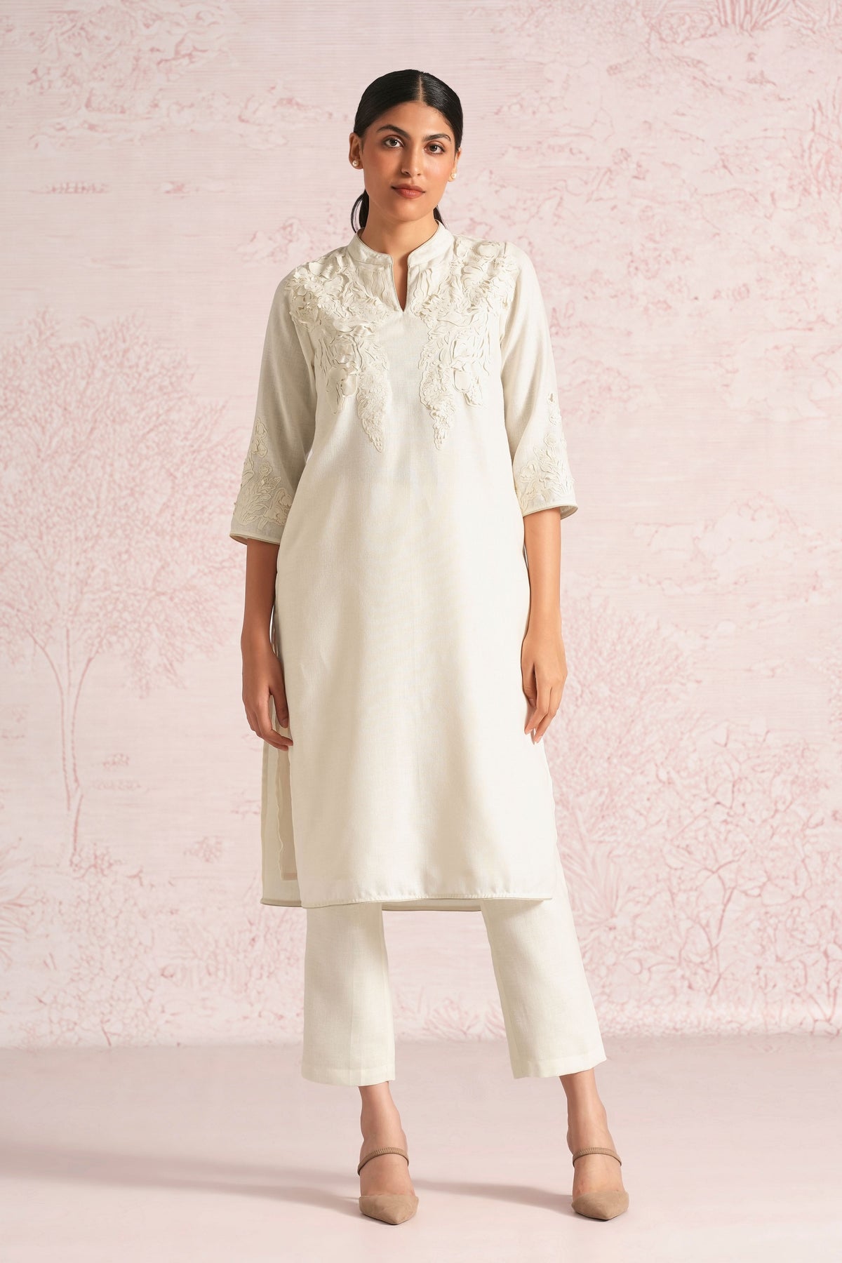 Floral Off White Kurta & Pant