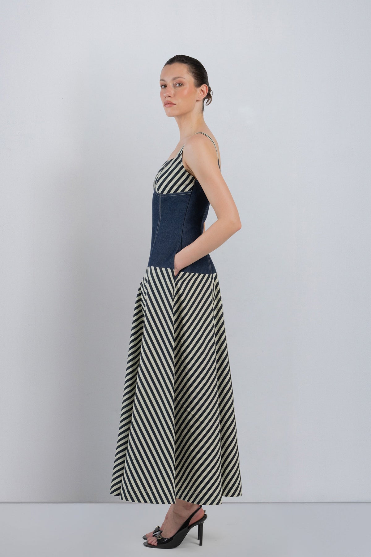 Ivitsa Dress