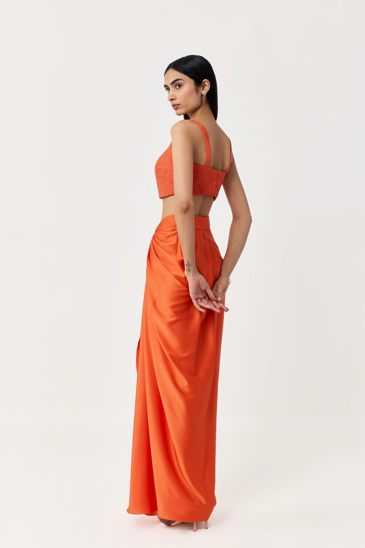 Wild Lily Orange Cape Set