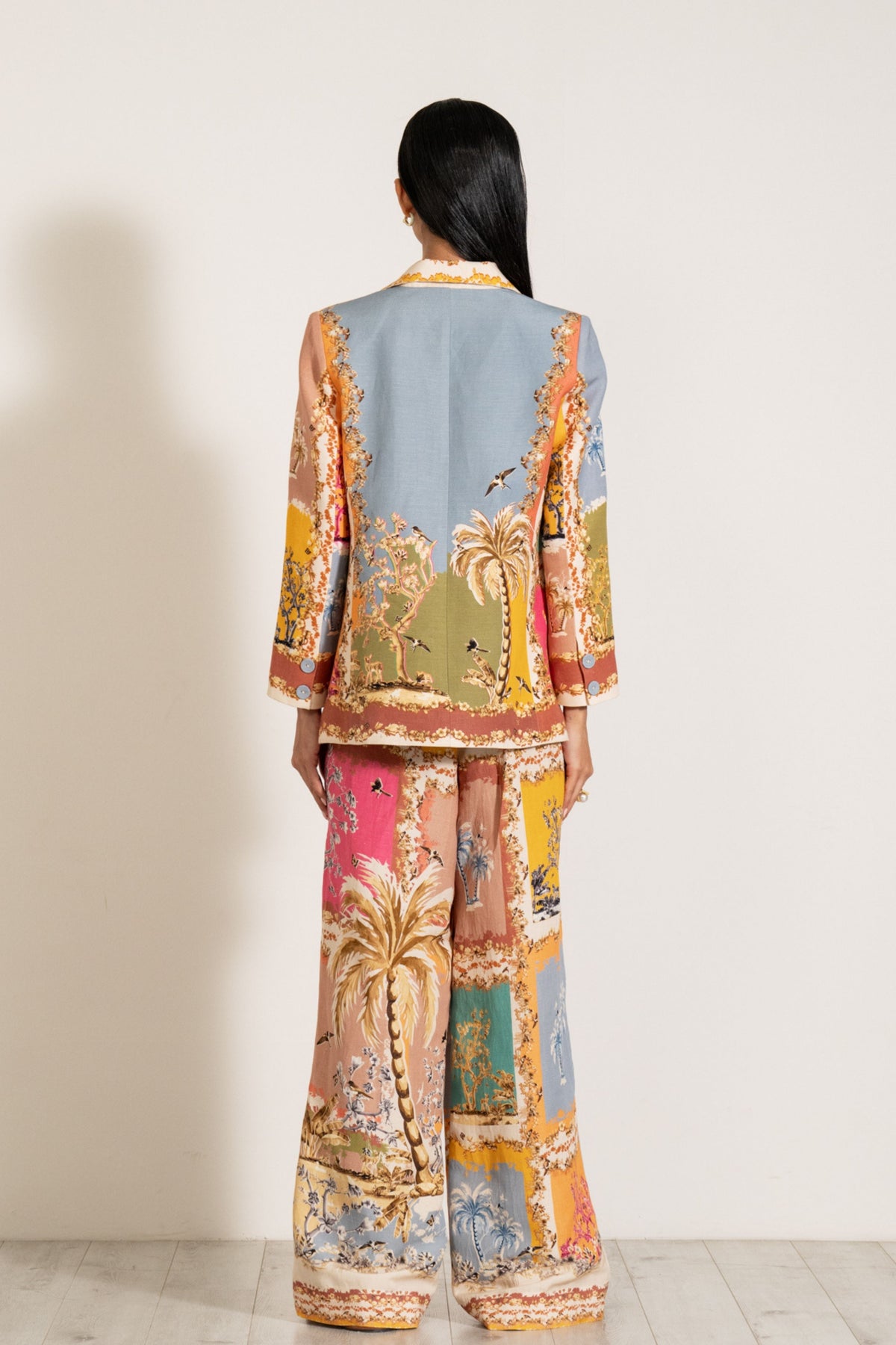 Amara Knotch Collar Jacket