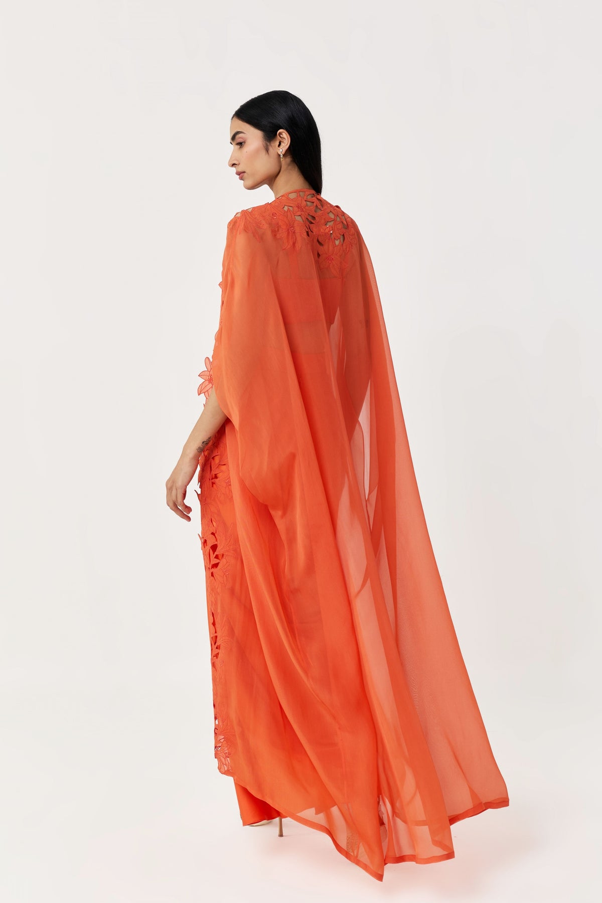 Wild Lily Orange Cape Set