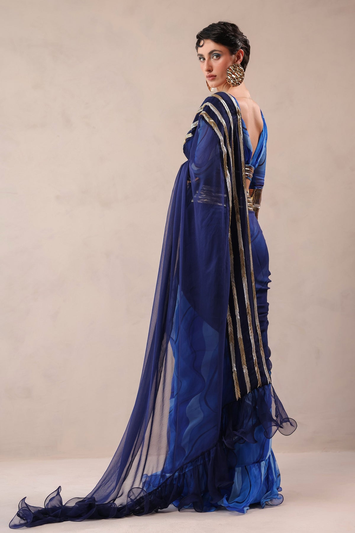 Hollywood Saree With Cinema Blouse
