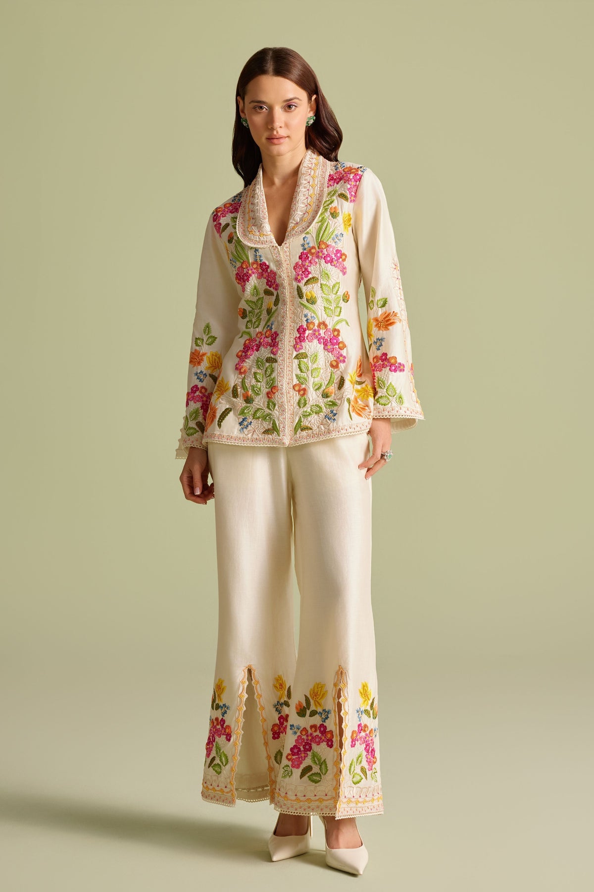 Thread Work Bell Bottom Pants