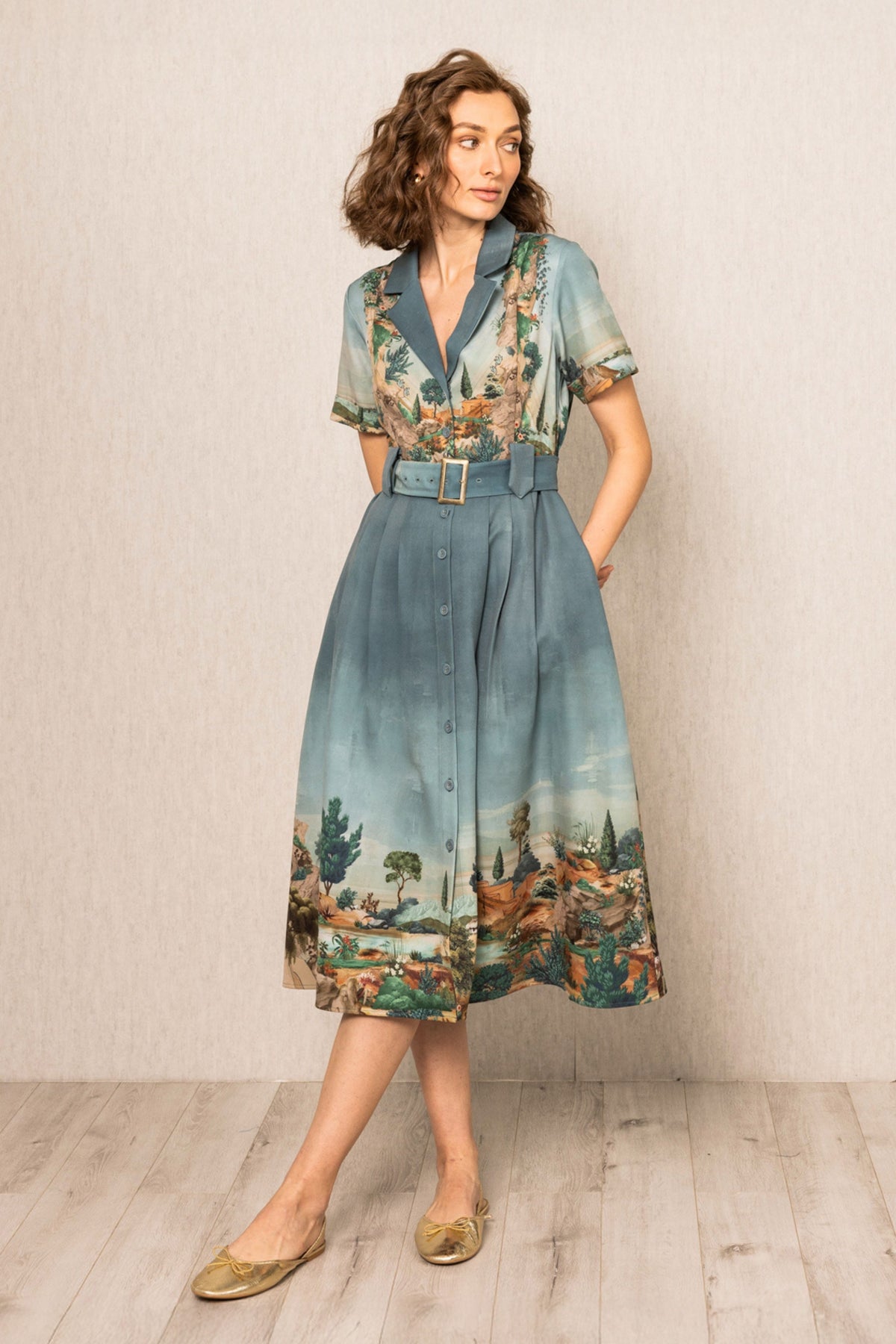 Porto Knotch Collar Midi Dress