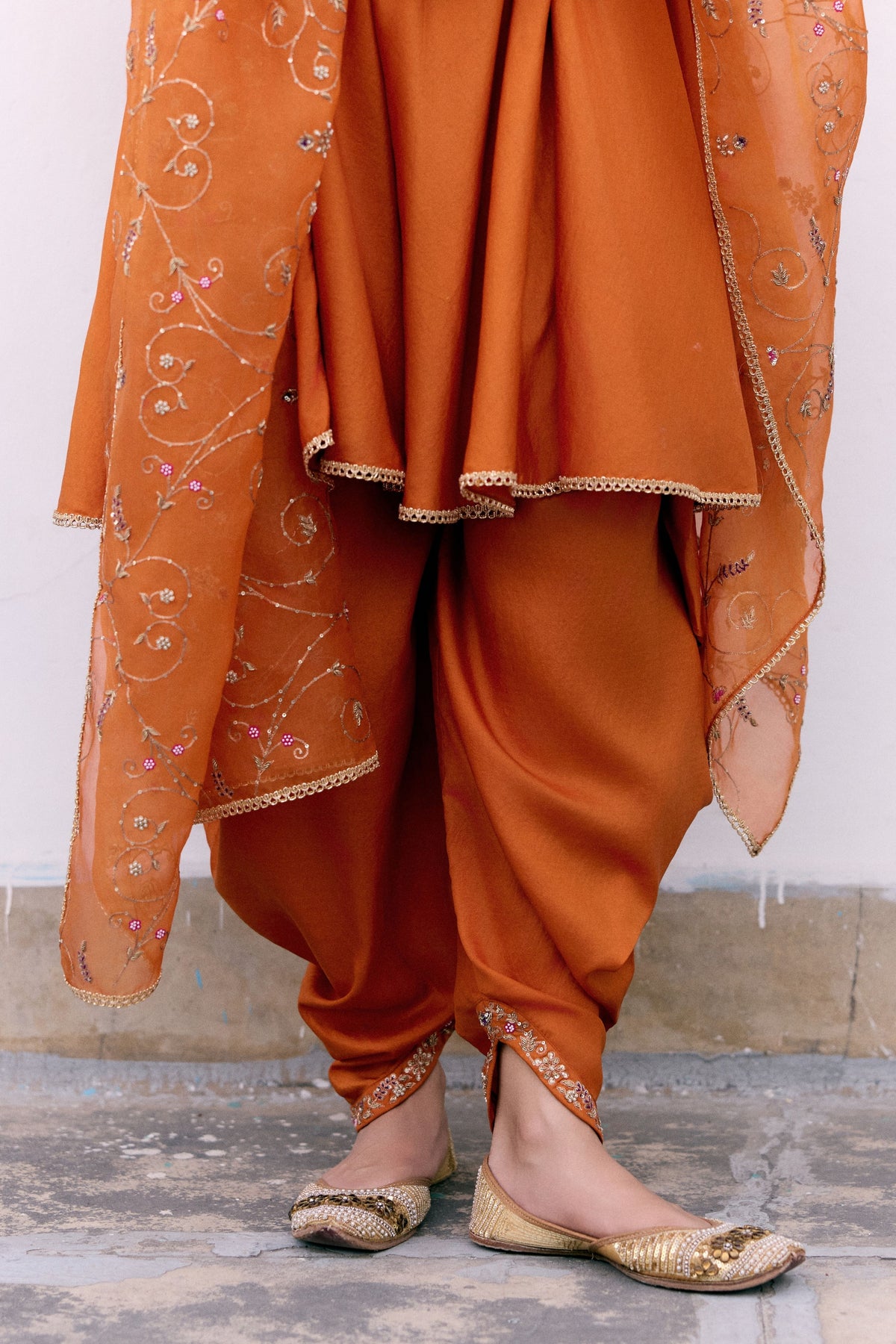 Santari Kurta Set