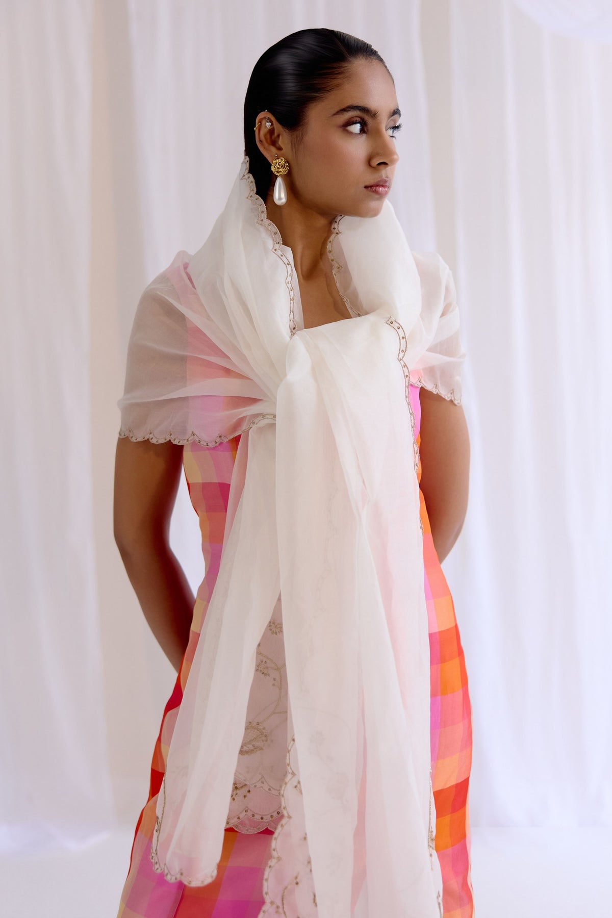 Madame Rangbahaar Kurta Set