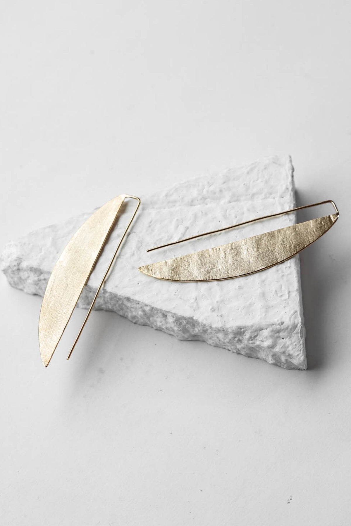 Eclip Golden Earrings