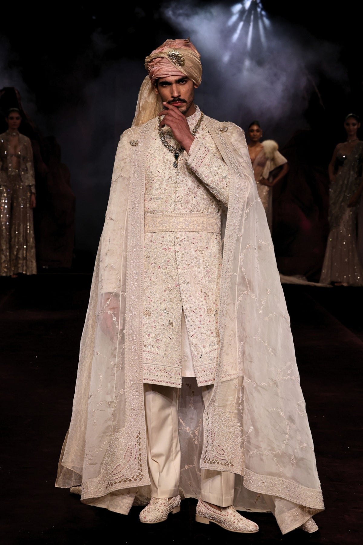 Vardhan Sherwani Set