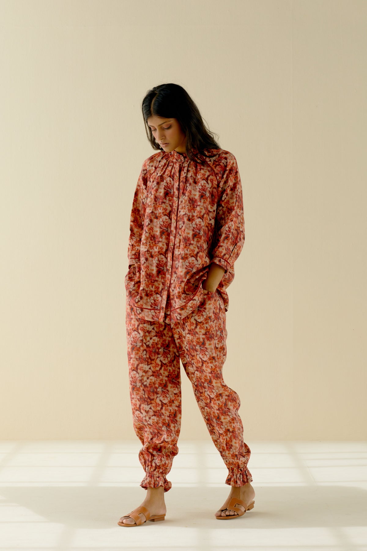 Fiji red trousers