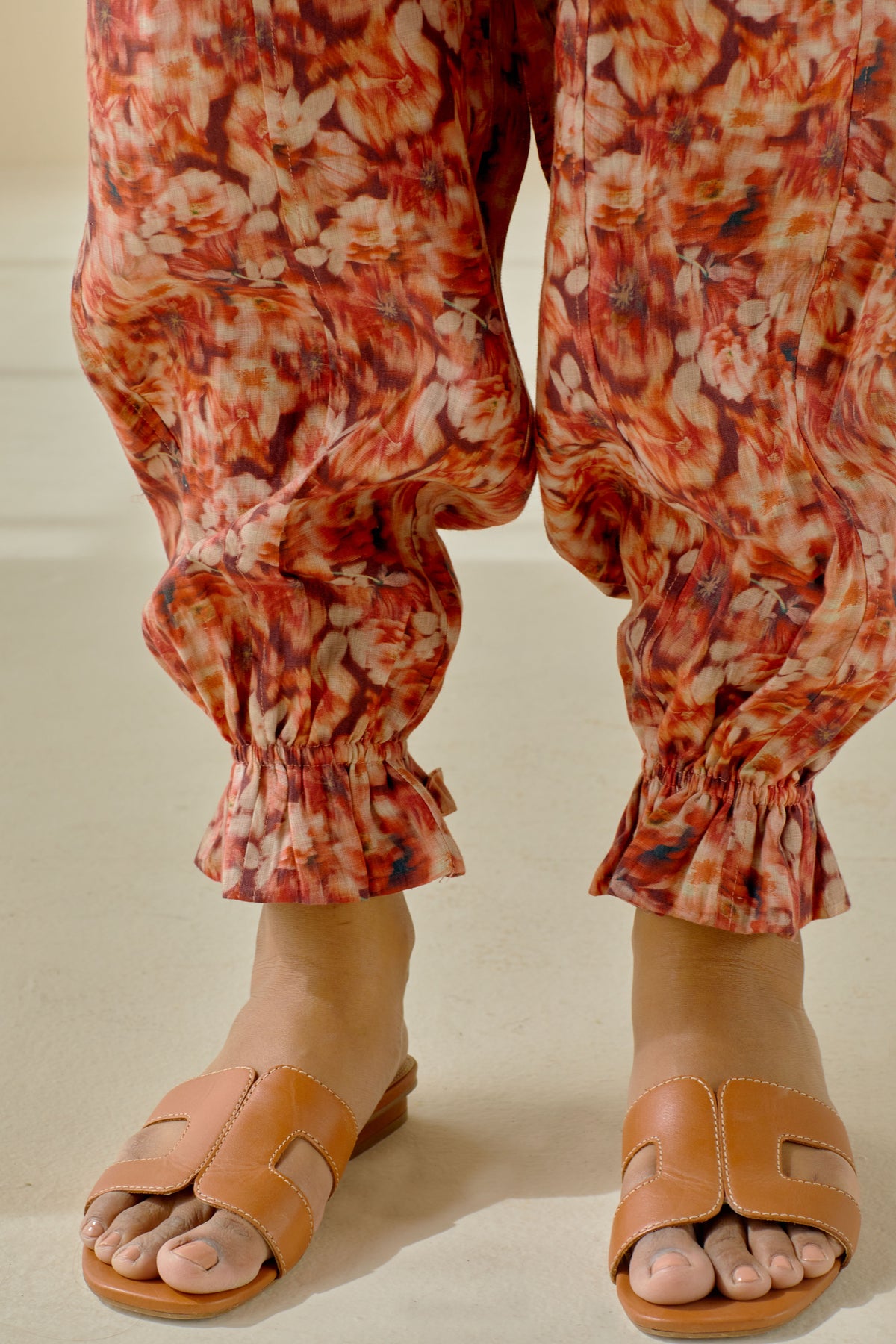 Fiji red trousers