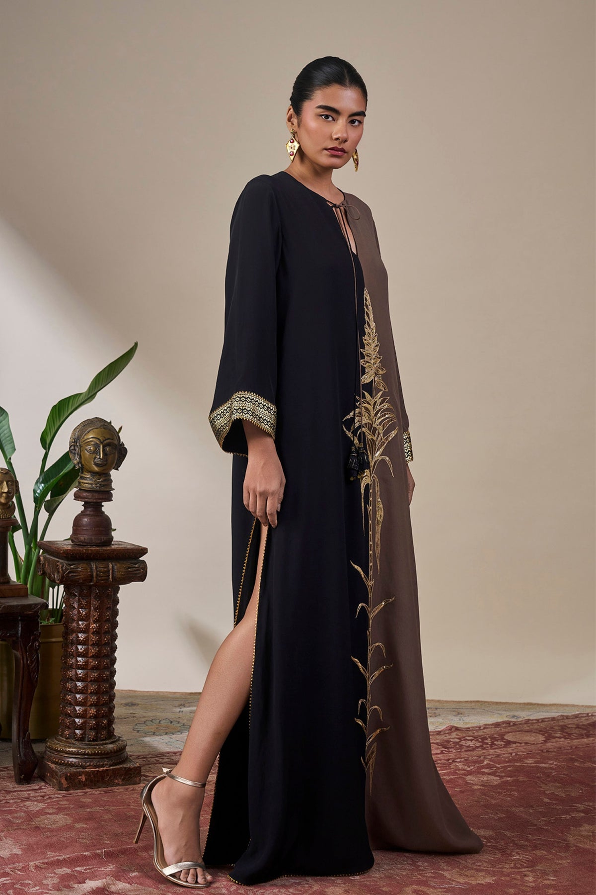 Black & Brown Shaahi Bloom Kaftan