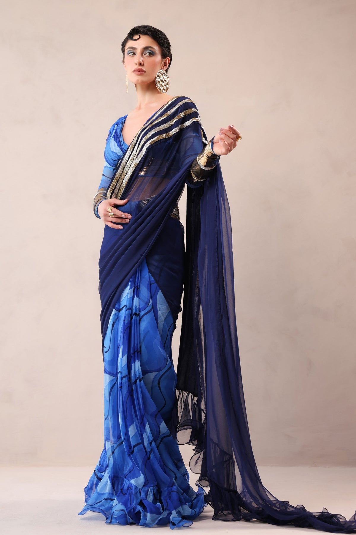 Hollywood Saree With Cinema Blouse