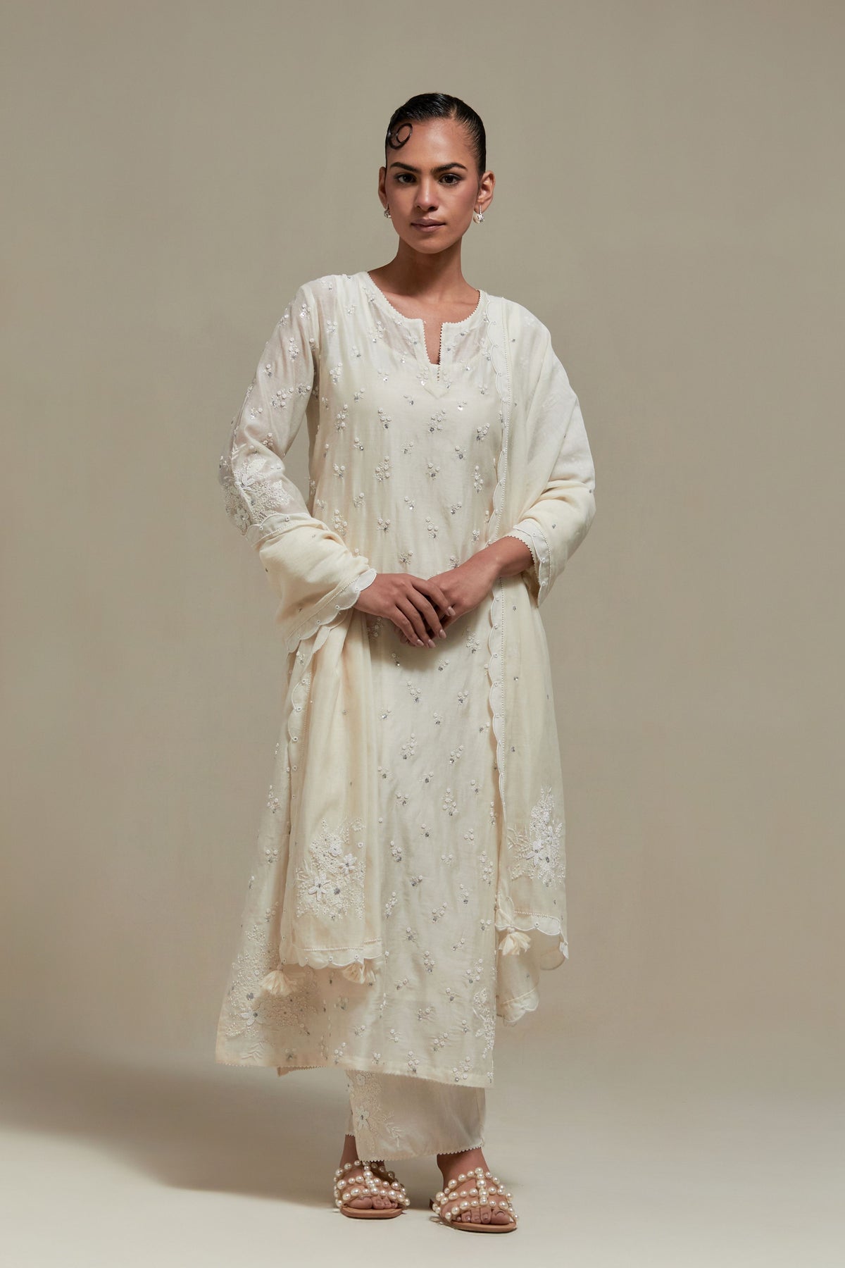 Off White Straight Kurta And Pants