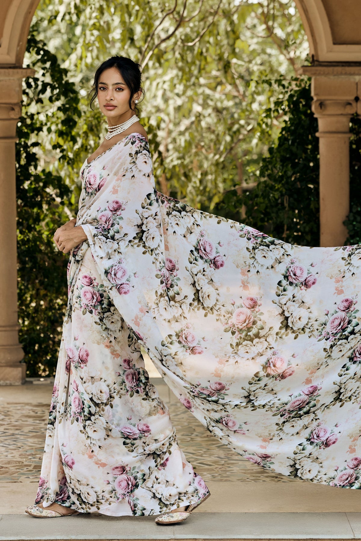 Layla White Chiffon Saree