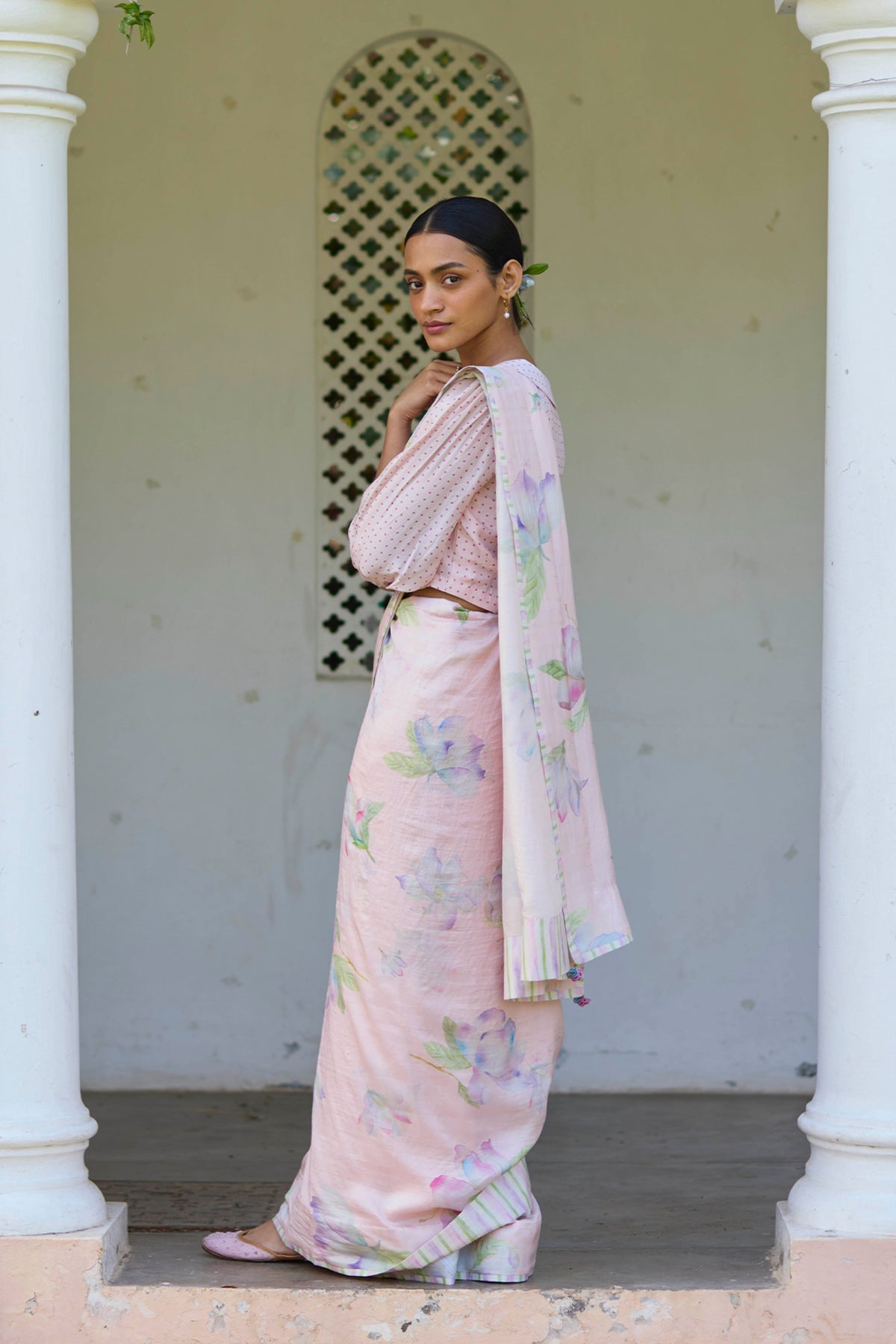 Aura Magnolia Pink Saree