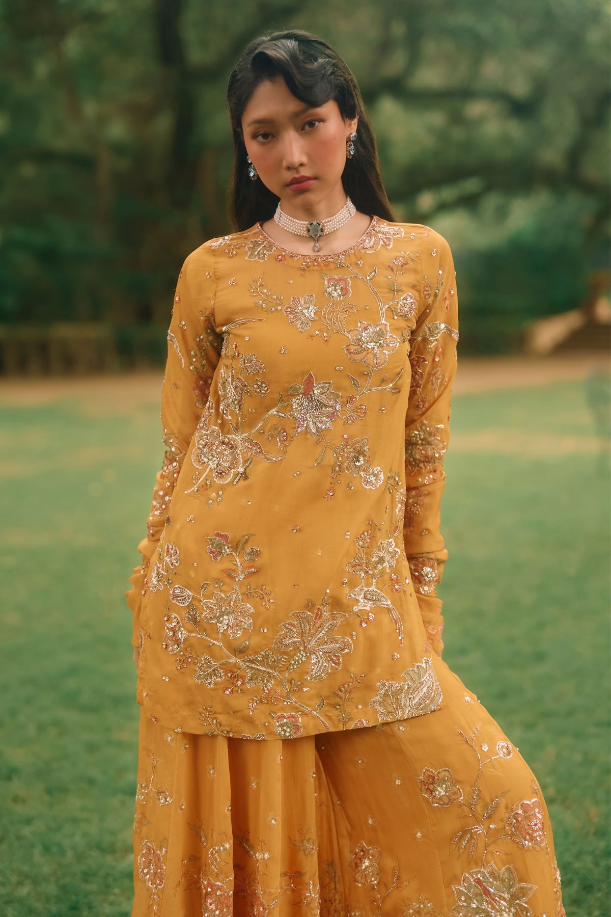 Leonara Sharara Set