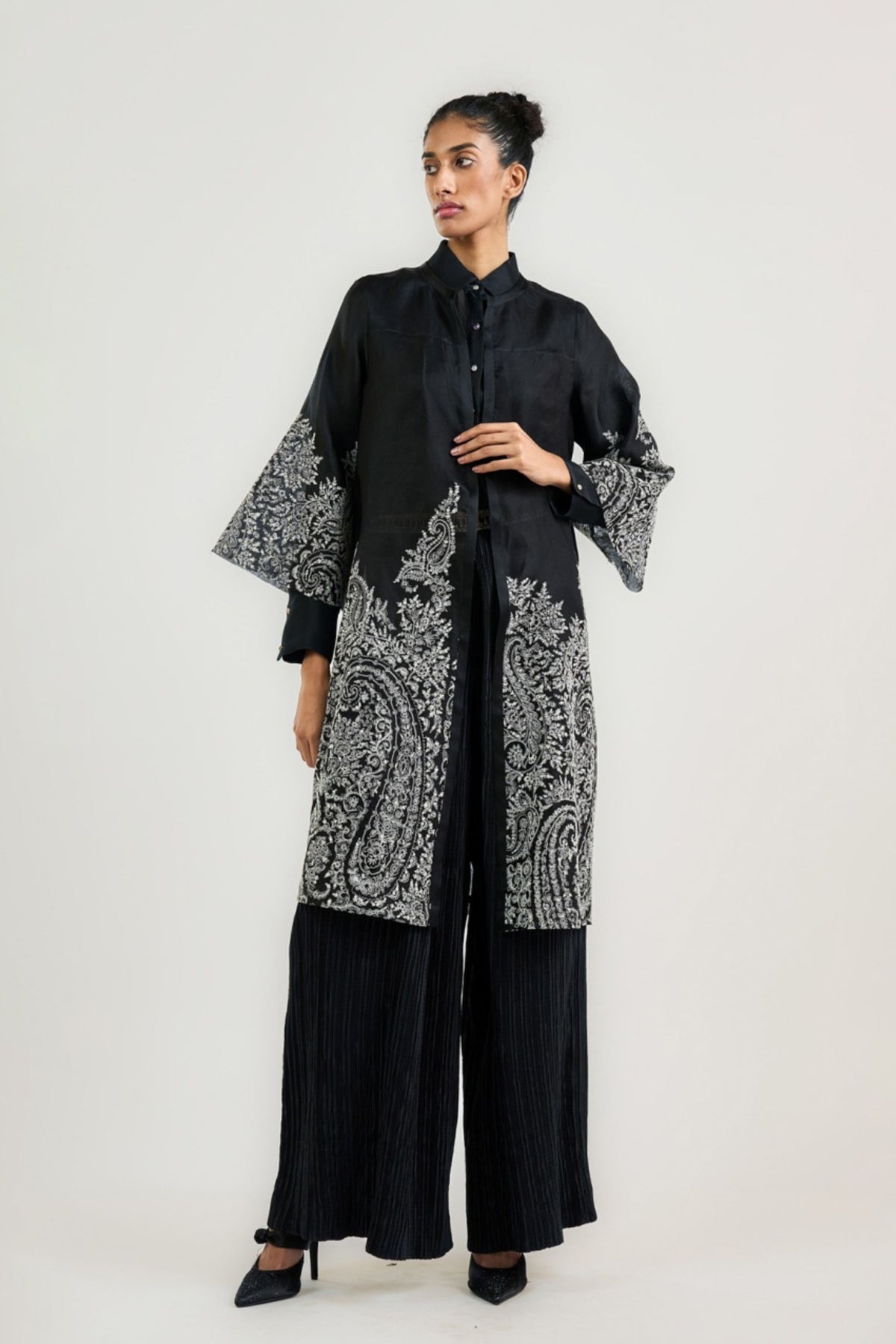 The Jamawar Overshirt in Black