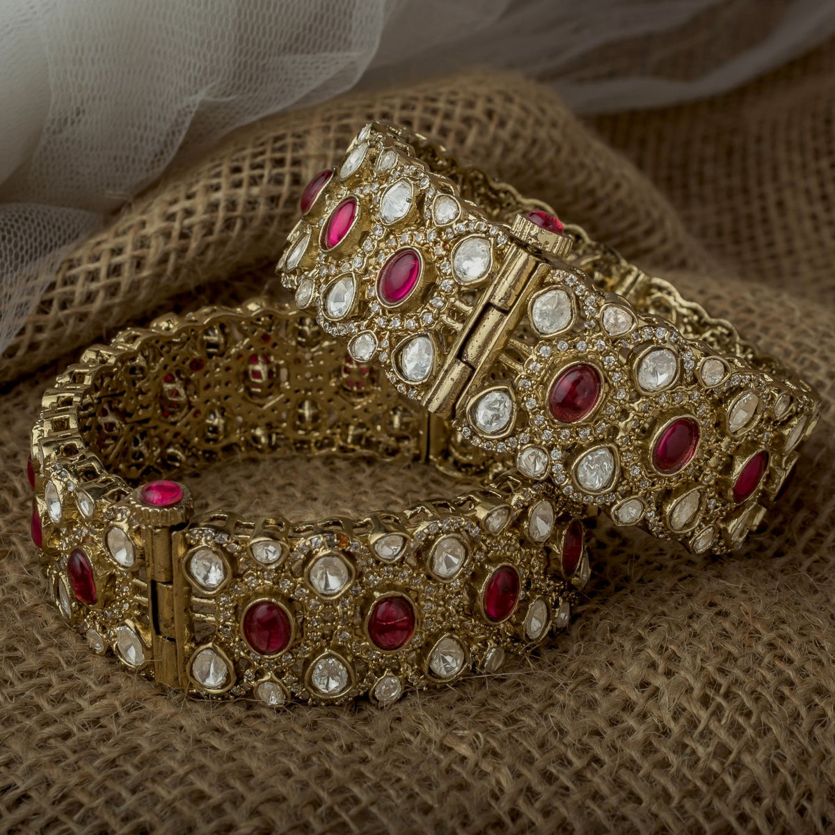 Gold Plated Red Womens Kundan Bangles