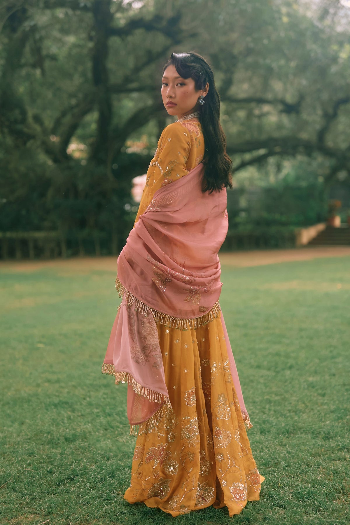 Leonara Sharara Set