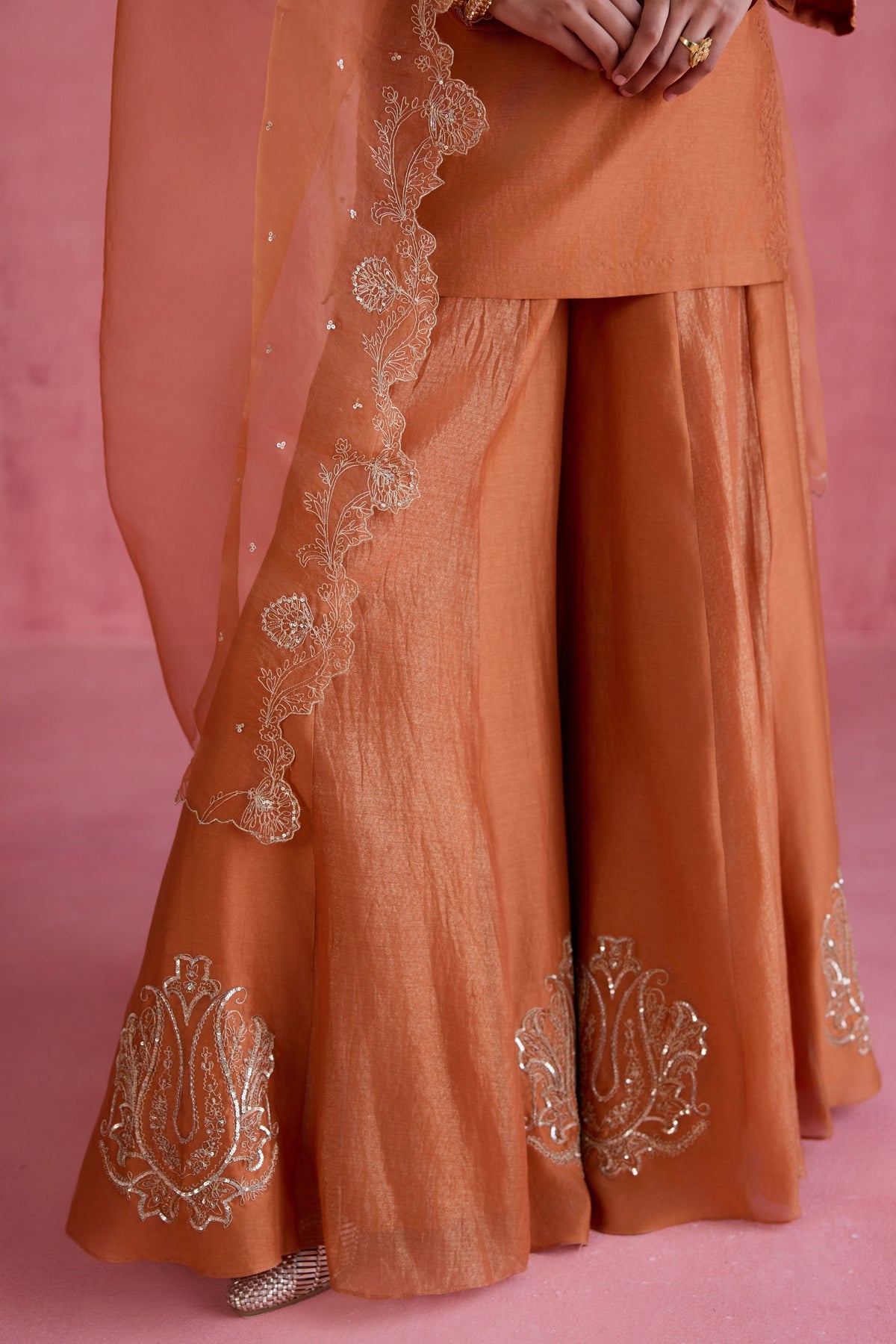 Huma Sharara Set