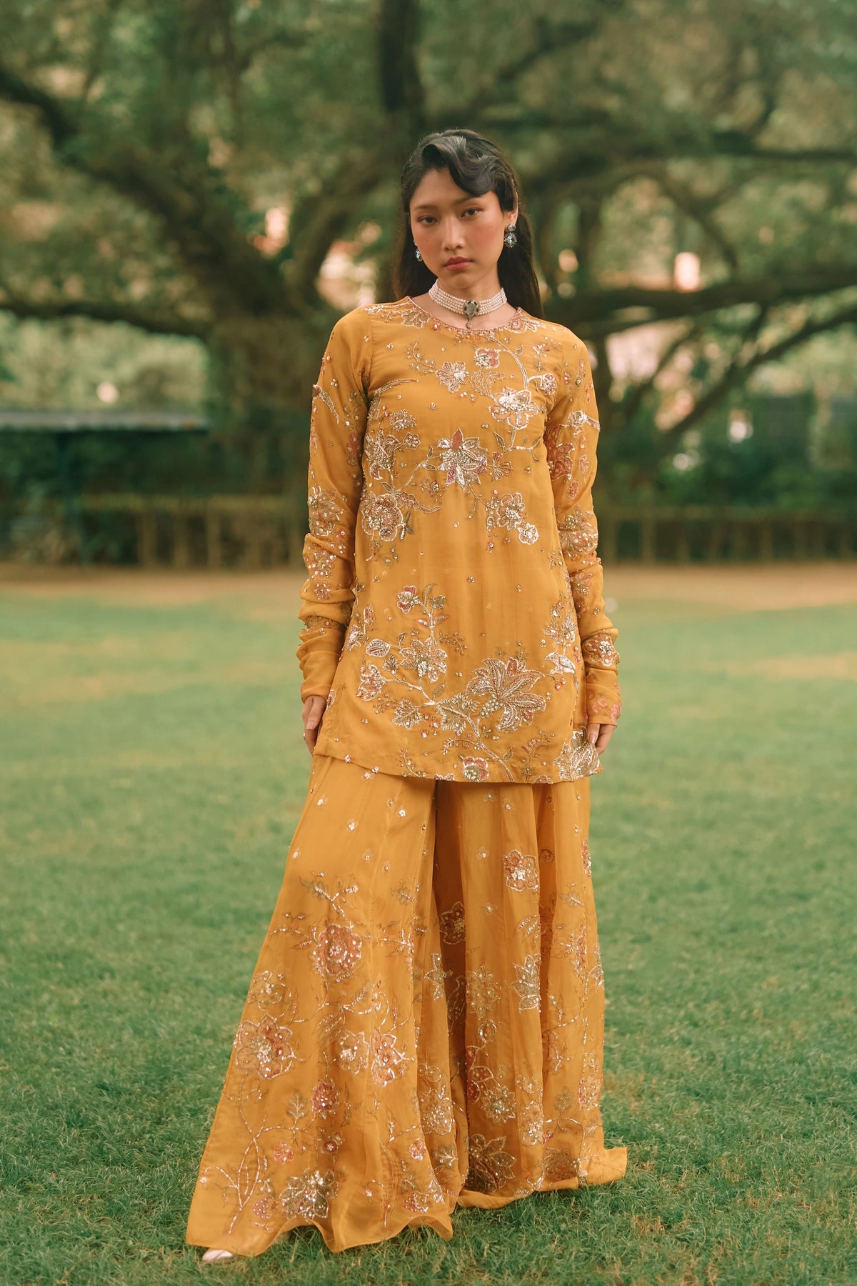 Leonara Sharara Set