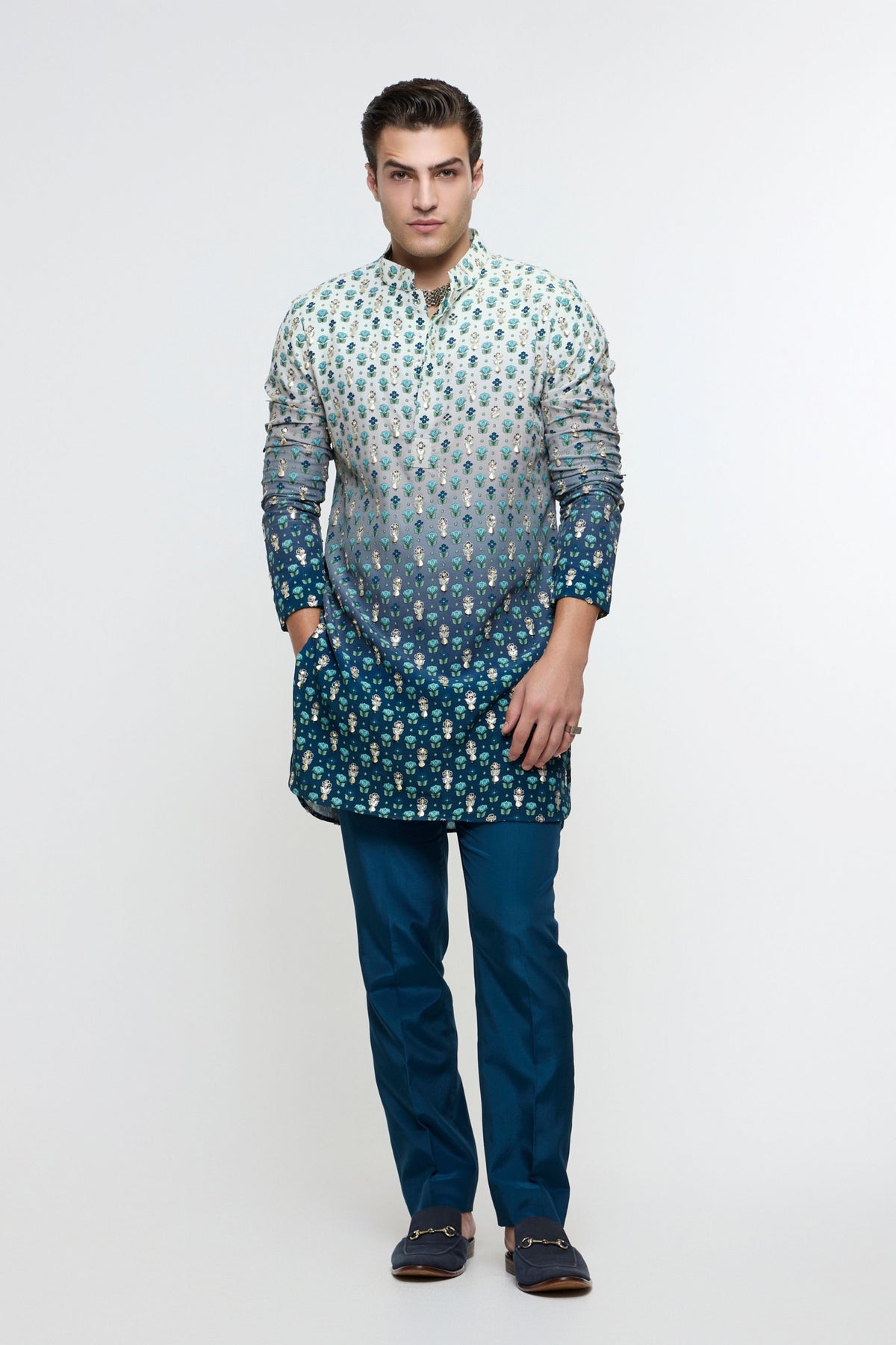 Arhaan Ombre Butti Printed Bundi Set