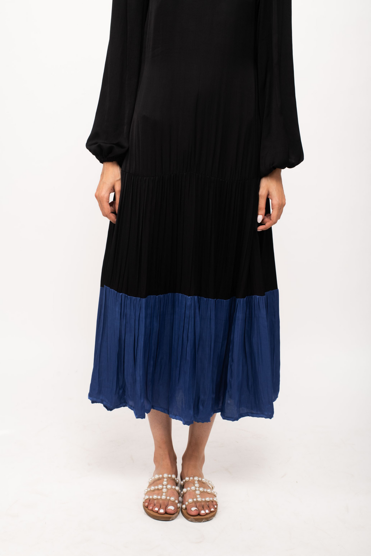 Black and Blue Gather Maxi Dress