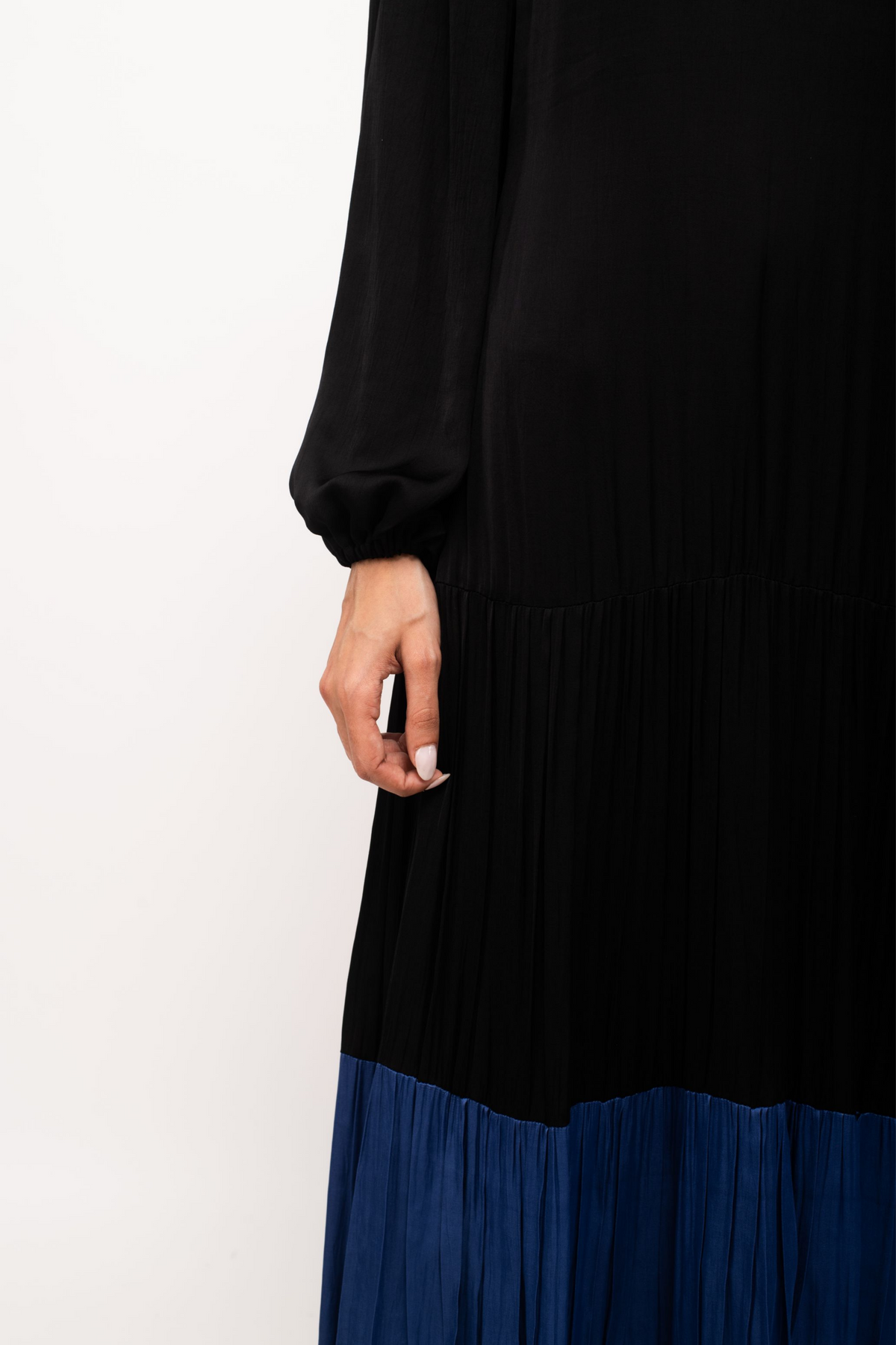 Black and Blue Gather Maxi Dress