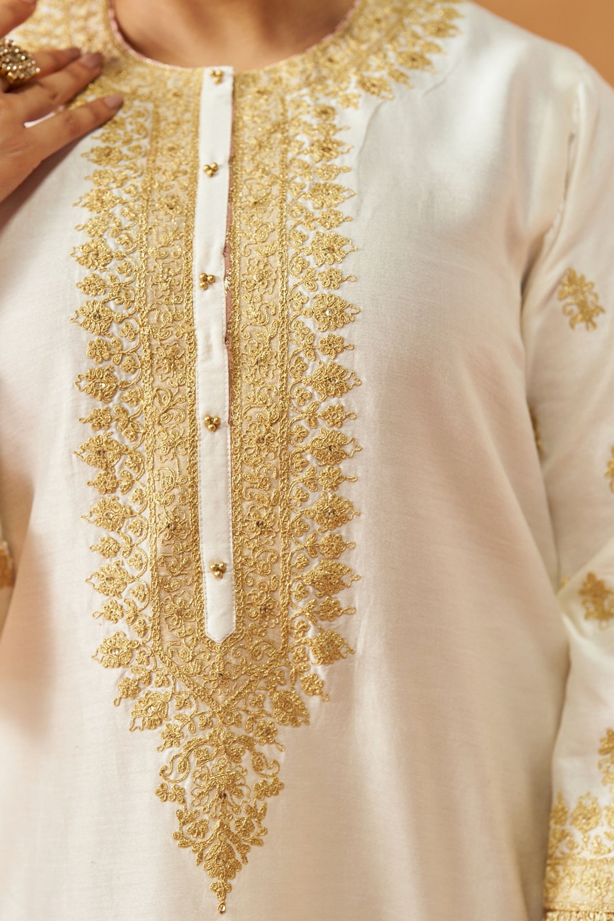 Zeenal Daisy Ivory A-Line Kurta Set