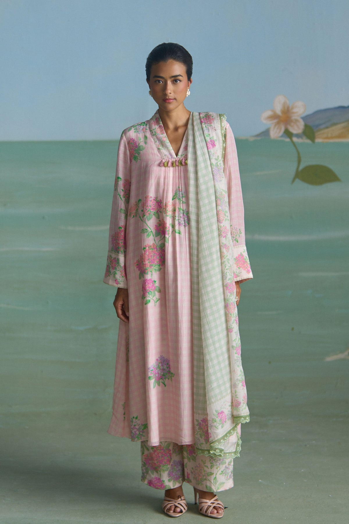 Lucy Kurta Set