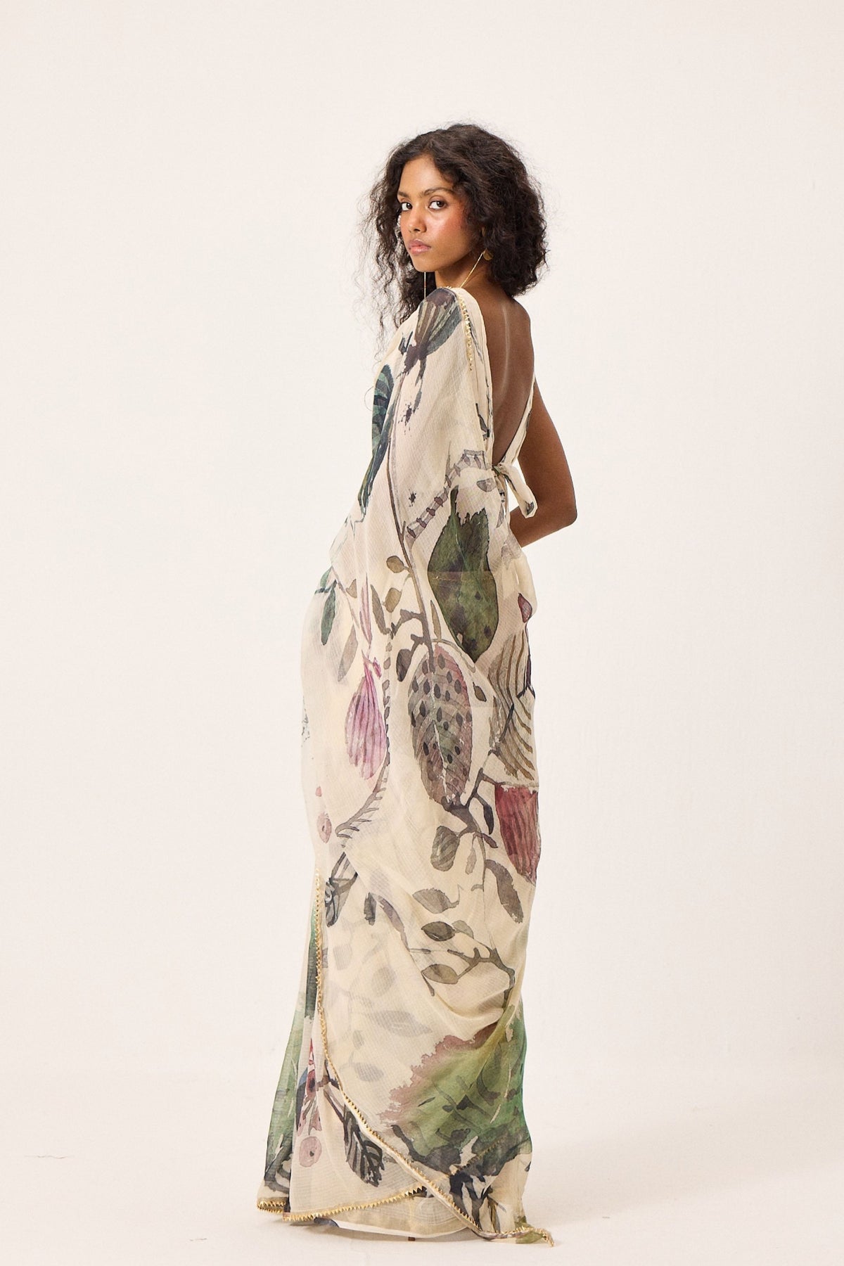 Avery Saree