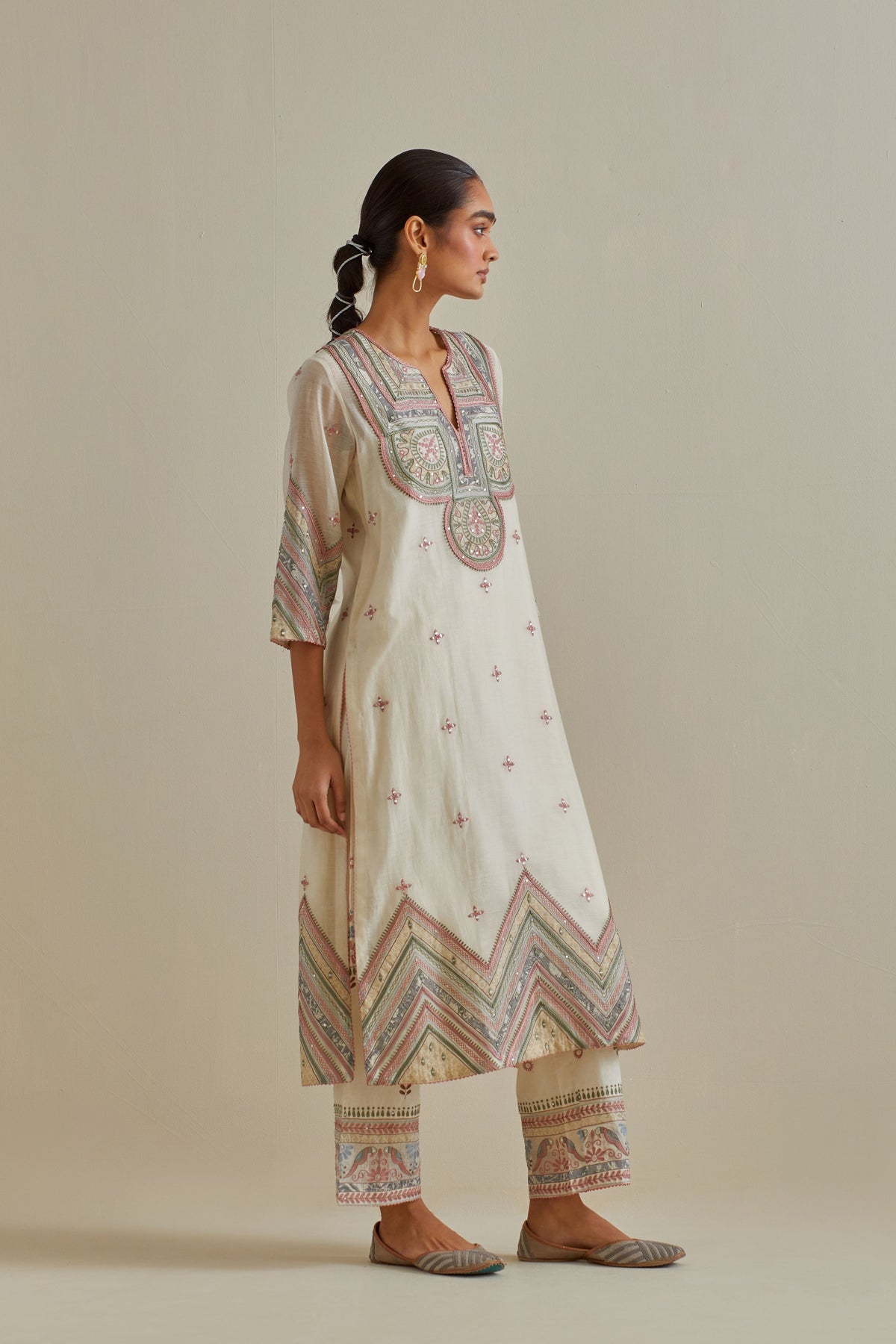 Pink Thread Embroidered Kurta Set