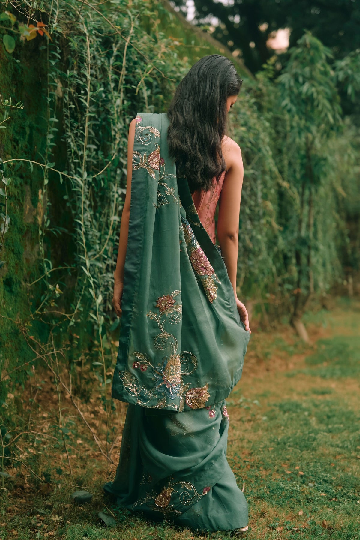 Rosy Forest Saree Set