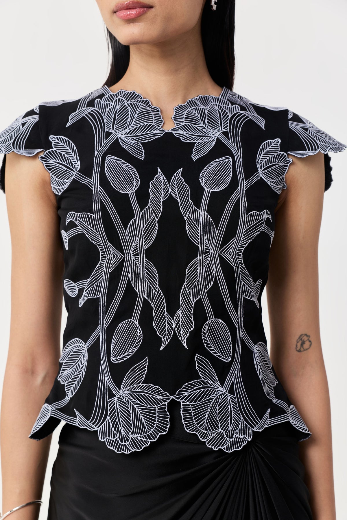 Wild Tulip Top With Sleeves